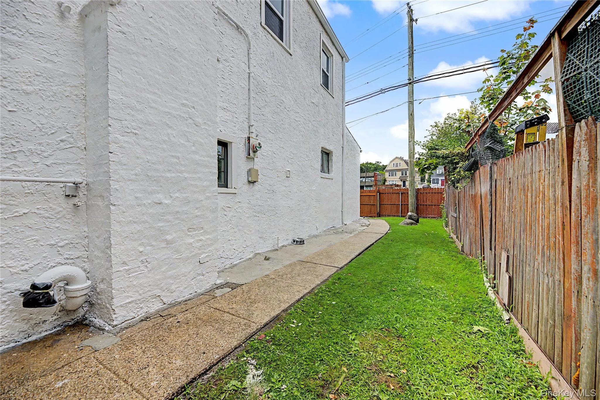 25 Longmeadow Road, Yonkers, NY, 4 Bedrooms Bedrooms, 7 Rooms Rooms,2 BathroomsBathrooms,Residential,For Rent,Longmeadow,0,1033294 25 Longmeadow Road, Yonkers, NY, 4 Bedrooms Bedrooms, 7 Rooms Rooms,2 BathroomsBathrooms,Residential,For Rent,Longmeadow,0,1033294