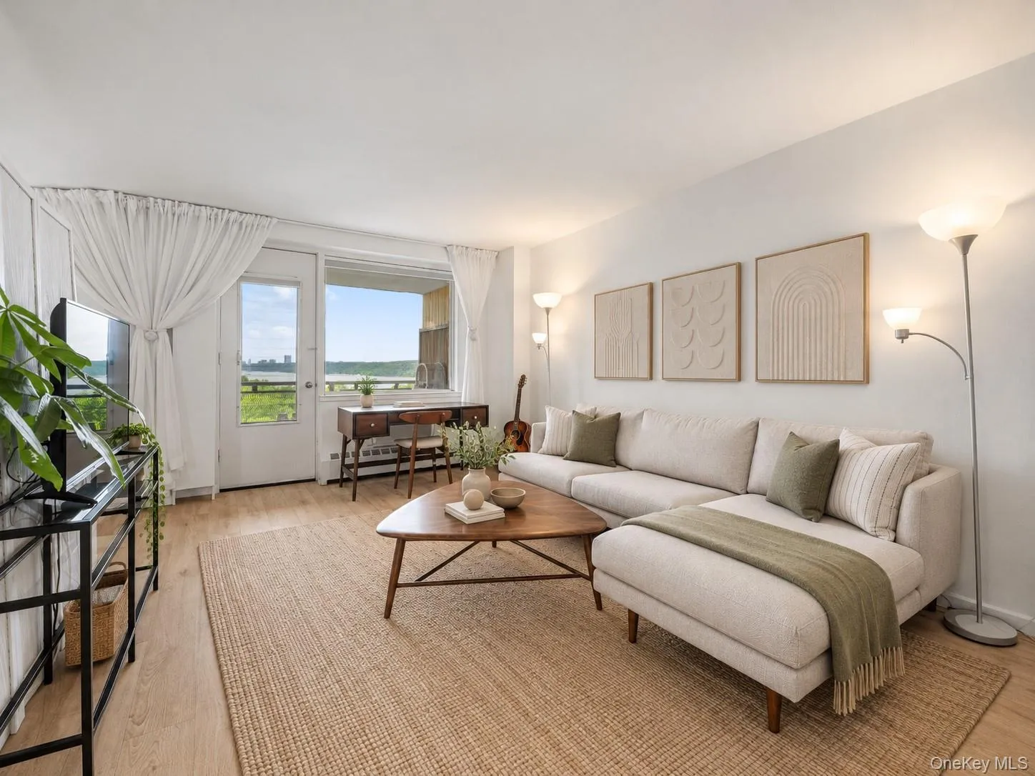 5900 Arlington Avenue, New York, NY, 2 Rooms Rooms,1 BathroomBathrooms,Residential,For Rent,Arlington,0,1033300 5900 Arlington Avenue, New York, NY, 2 Rooms Rooms,1 BathroomBathrooms,Residential,For Rent,Arlington,0,1033300