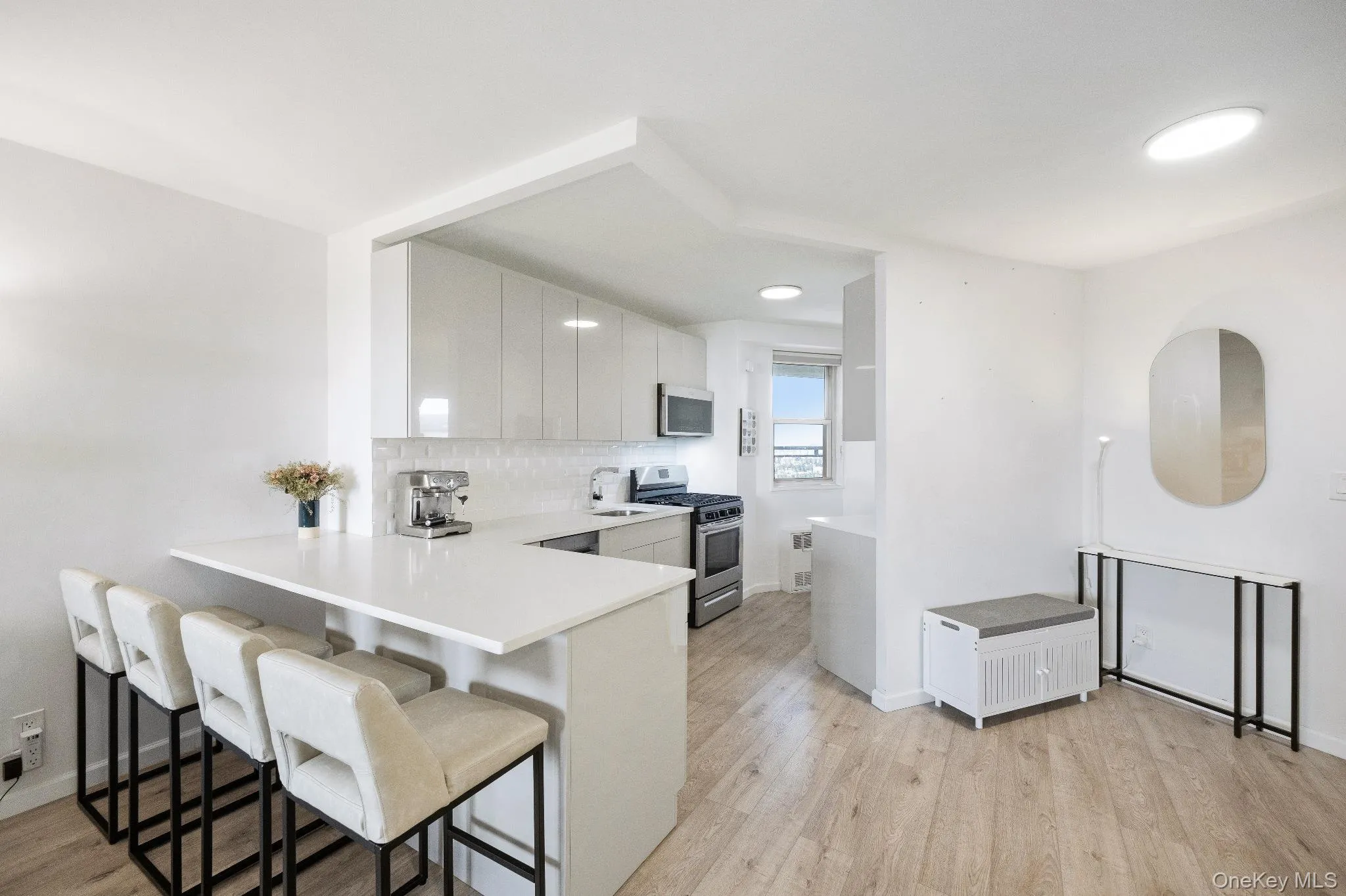 5900 Arlington Avenue, New York, NY, 2 Rooms Rooms,1 BathroomBathrooms,Residential,For Rent,Arlington,0,1033300 5900 Arlington Avenue, New York, NY, 2 Rooms Rooms,1 BathroomBathrooms,Residential,For Rent,Arlington,0,1033300