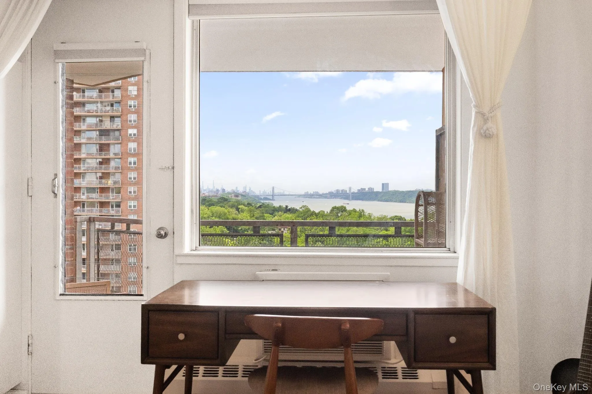 5900 Arlington Avenue, New York, NY, 2 Rooms Rooms,1 BathroomBathrooms,Residential,For Rent,Arlington,0,1033300 5900 Arlington Avenue, New York, NY, 2 Rooms Rooms,1 BathroomBathrooms,Residential,For Rent,Arlington,0,1033300