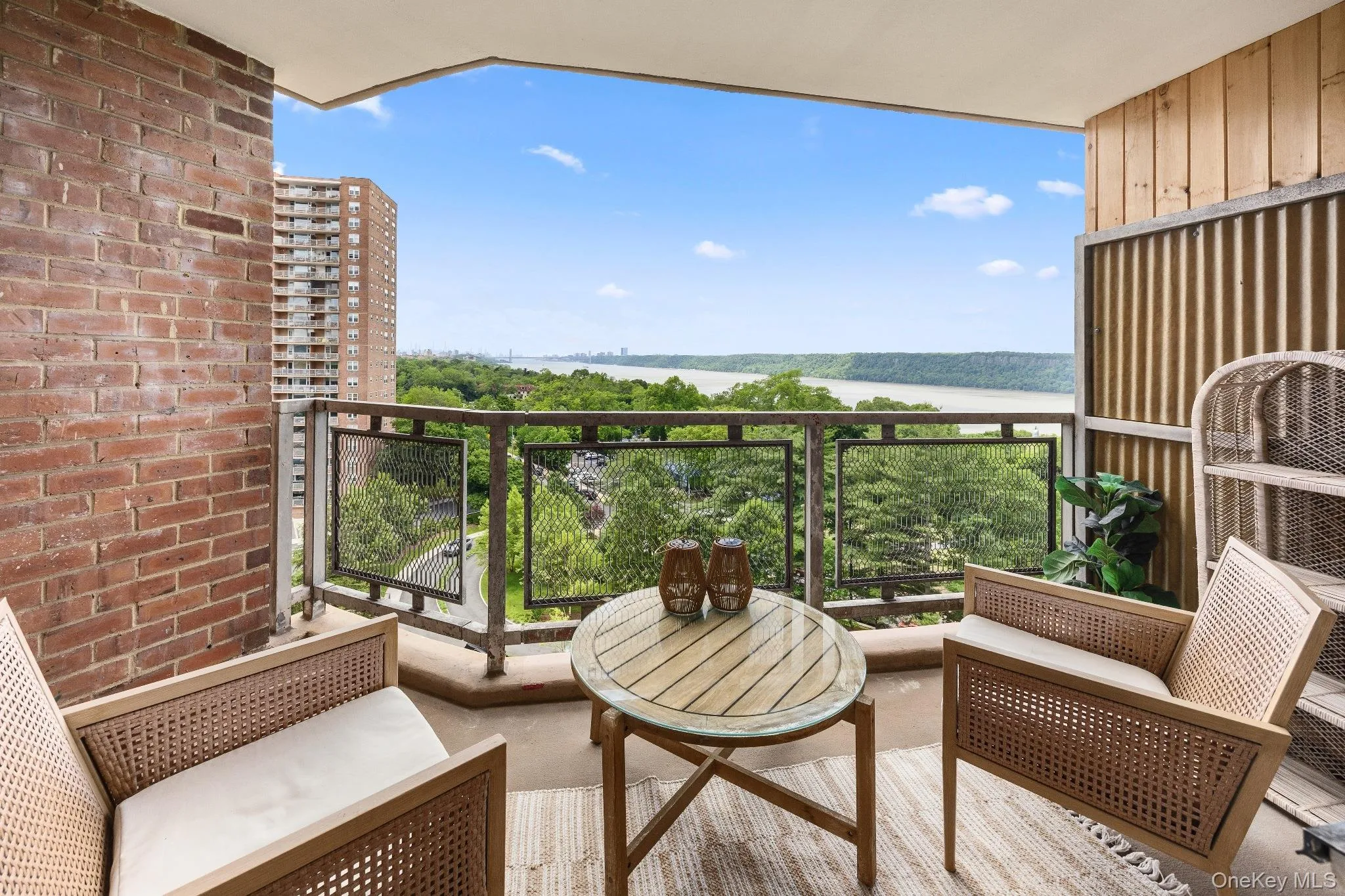 5900 Arlington Avenue, New York, NY, 2 Rooms Rooms,1 BathroomBathrooms,Residential,For Rent,Arlington,0,1033300 5900 Arlington Avenue, New York, NY, 2 Rooms Rooms,1 BathroomBathrooms,Residential,For Rent,Arlington,0,1033300