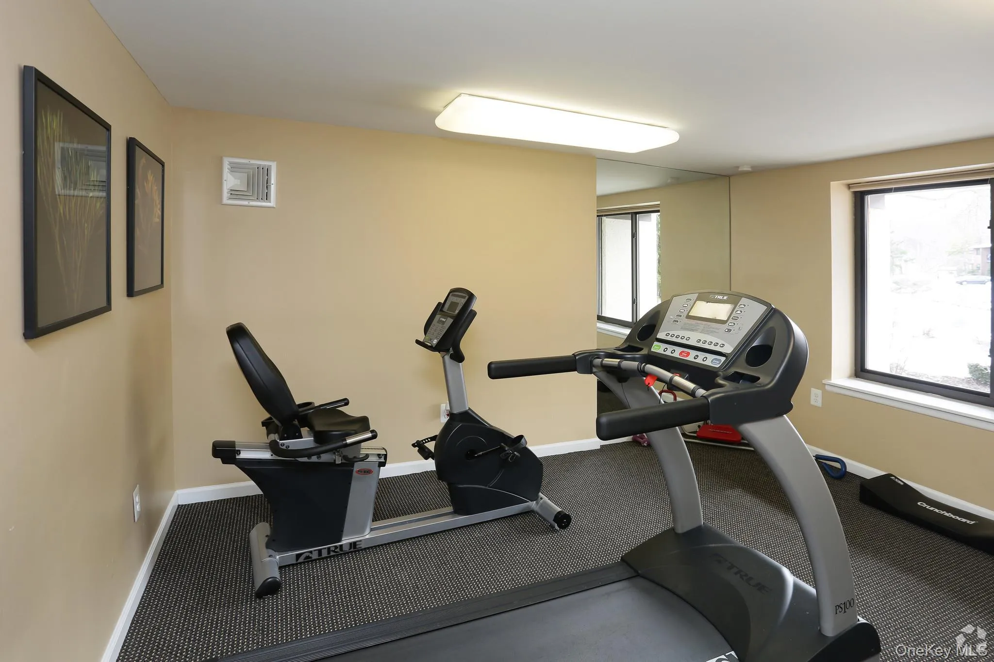 44 Route 25A, Smithtown, NY, 2 Bedrooms Bedrooms, 5 Rooms Rooms,2 BathroomsBathrooms,Residential Lease,For Rent,Route 25A,0,1033302 44 Route 25A, Smithtown, NY, 2 Bedrooms Bedrooms, 5 Rooms Rooms,2 BathroomsBathrooms,Residential Lease,For Rent,Route 25A,0,1033302