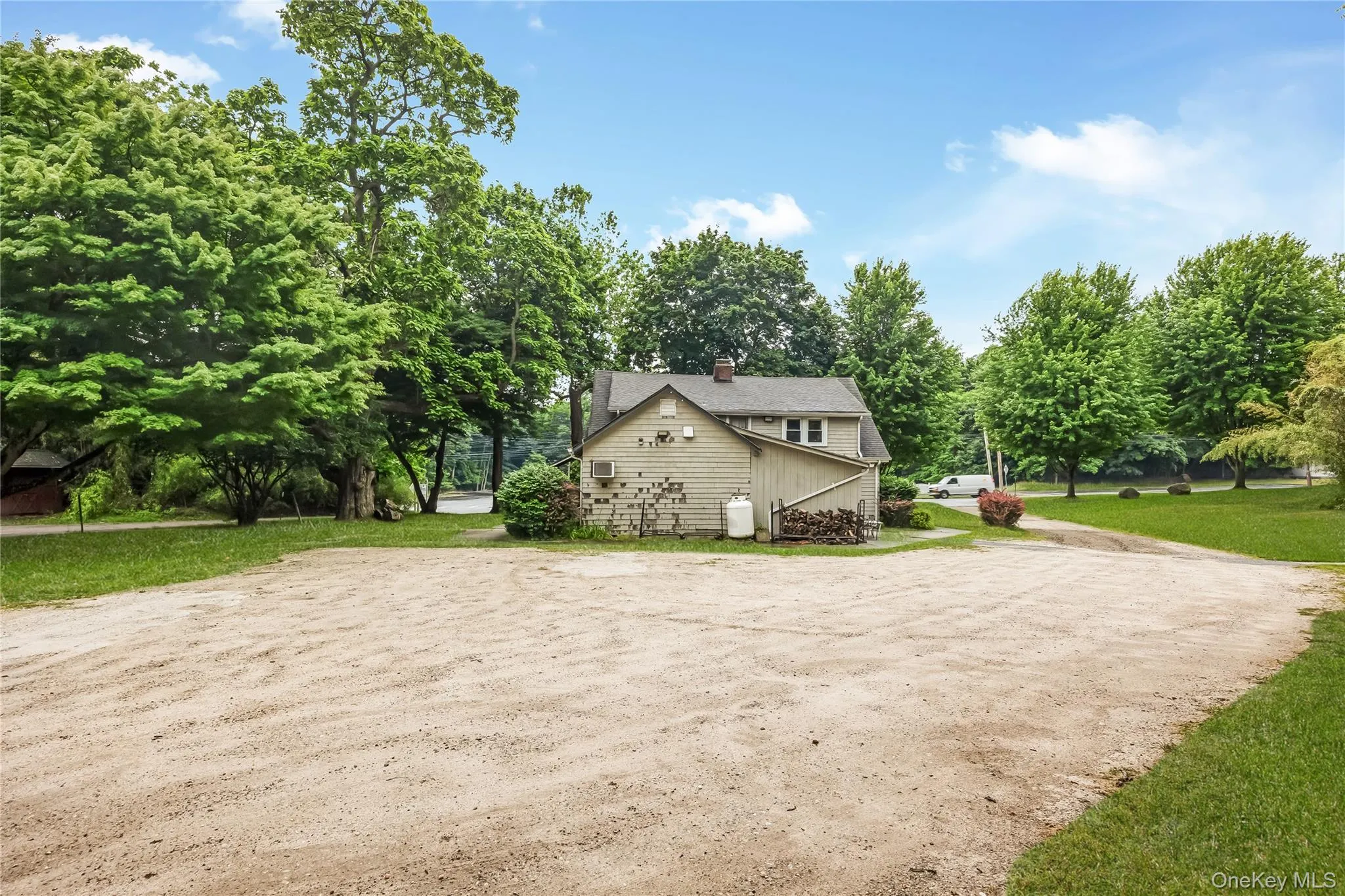 645 Middle Country Road, Brookhaven, NY, 3 Bedrooms Bedrooms, 7 Rooms Rooms,Residential,For Rent,Middle Country,0,1033309 645 Middle Country Road, Brookhaven, NY, 3 Bedrooms Bedrooms, 7 Rooms Rooms,Residential,For Rent,Middle Country,0,1033309