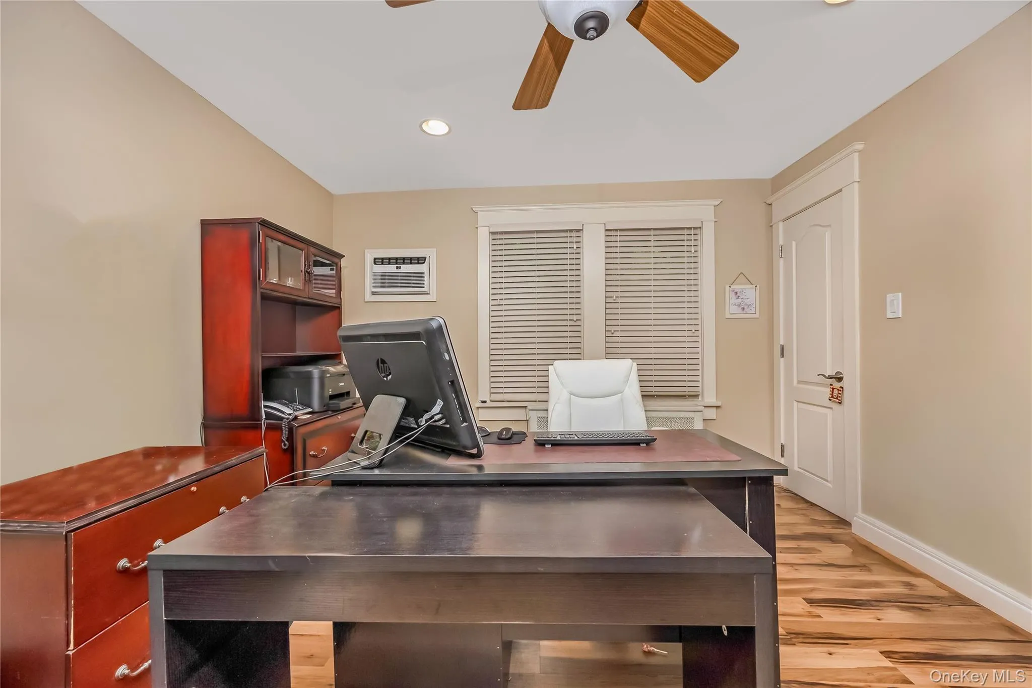 645 Middle Country Road, Brookhaven, NY, 3 Bedrooms Bedrooms, 7 Rooms Rooms,Residential,For Rent,Middle Country,0,1033309 645 Middle Country Road, Brookhaven, NY, 3 Bedrooms Bedrooms, 7 Rooms Rooms,Residential,For Rent,Middle Country,0,1033309
