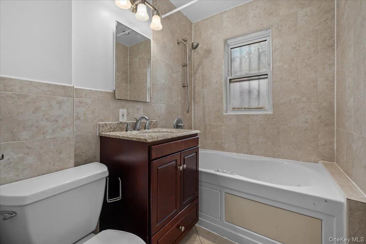 2351 Kingsland Avenue, New York, NY, 3 Bedrooms Bedrooms, 6 Rooms Rooms,1 BathroomBathrooms,Residential,For Rent,Kingsland,0,1033312 2351 Kingsland Avenue, New York, NY, 3 Bedrooms Bedrooms, 6 Rooms Rooms,1 BathroomBathrooms,Residential,For Rent,Kingsland,0,1033312