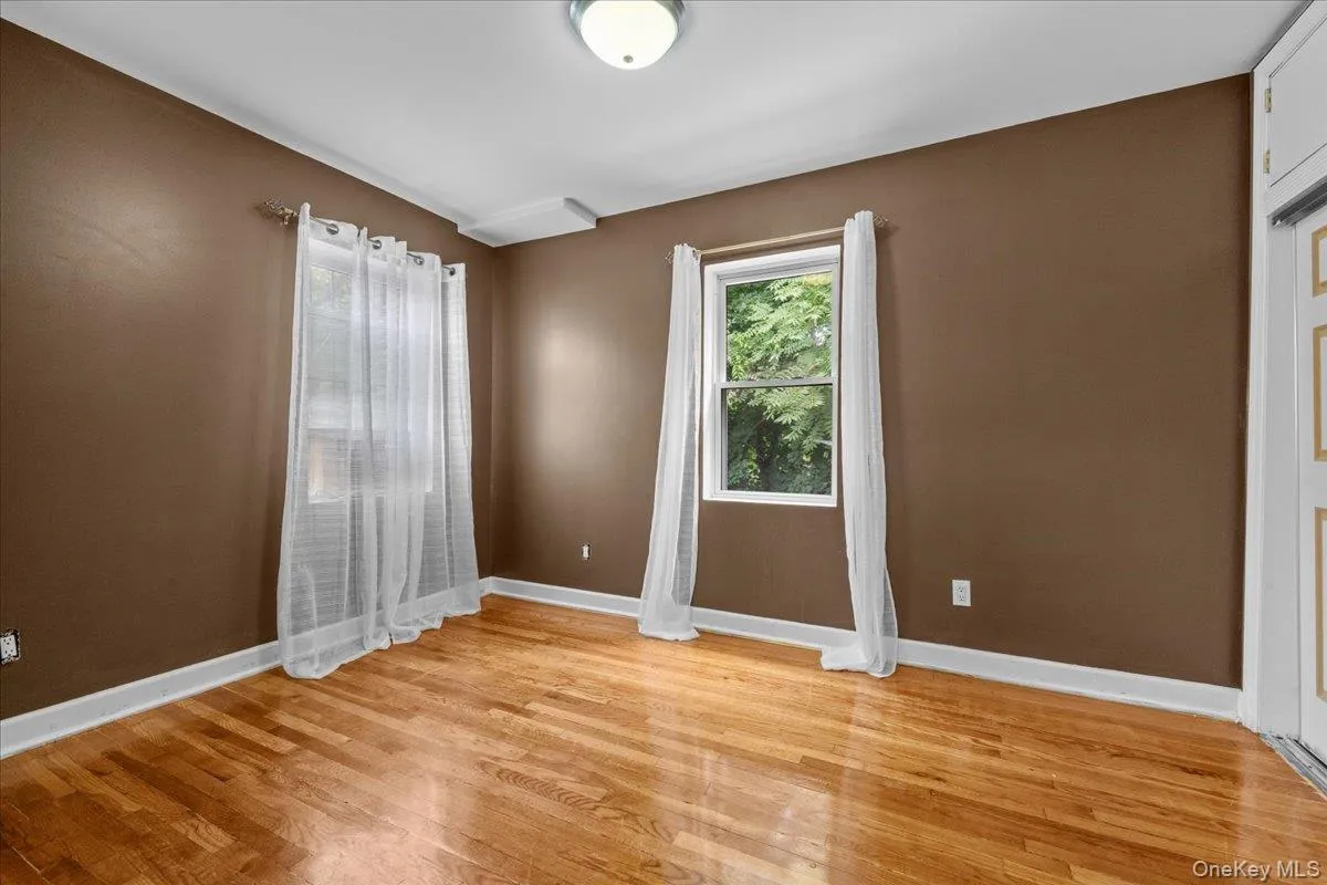 2351 Kingsland Avenue, New York, NY, 3 Bedrooms Bedrooms, 6 Rooms Rooms,1 BathroomBathrooms,Residential,For Rent,Kingsland,0,1033312 2351 Kingsland Avenue, New York, NY, 3 Bedrooms Bedrooms, 6 Rooms Rooms,1 BathroomBathrooms,Residential,For Rent,Kingsland,0,1033312