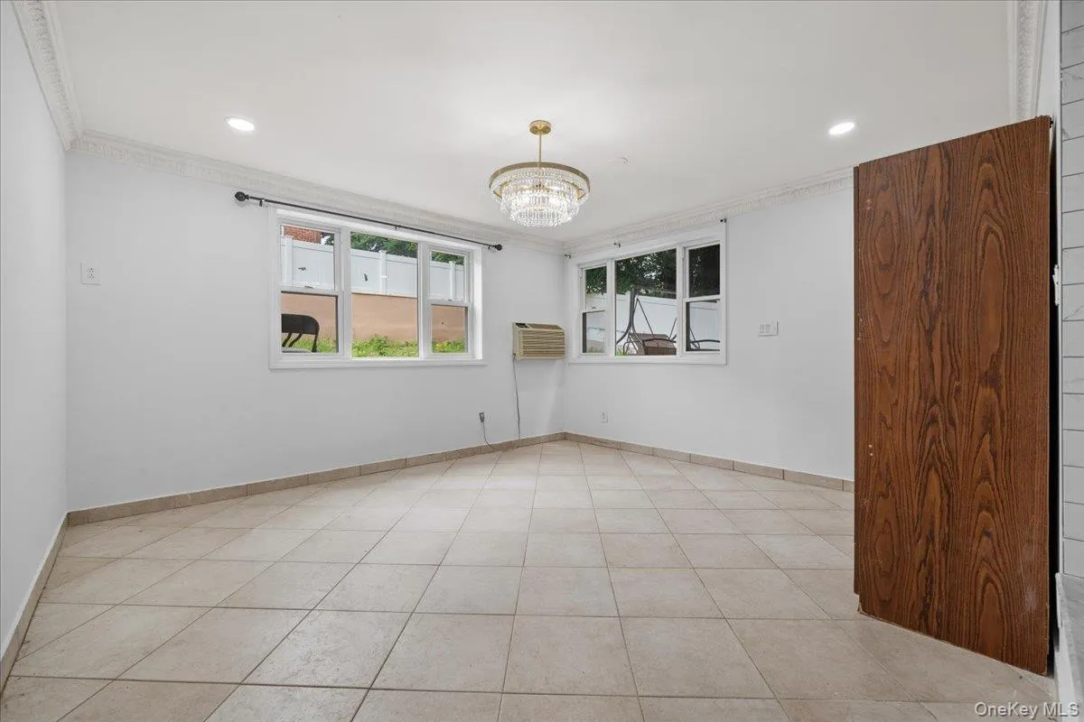 2351 Kingsland Avenue, New York, NY, 3 Bedrooms Bedrooms, 6 Rooms Rooms,1 BathroomBathrooms,Residential,For Rent,Kingsland,0,1033312 2351 Kingsland Avenue, New York, NY, 3 Bedrooms Bedrooms, 6 Rooms Rooms,1 BathroomBathrooms,Residential,For Rent,Kingsland,0,1033312