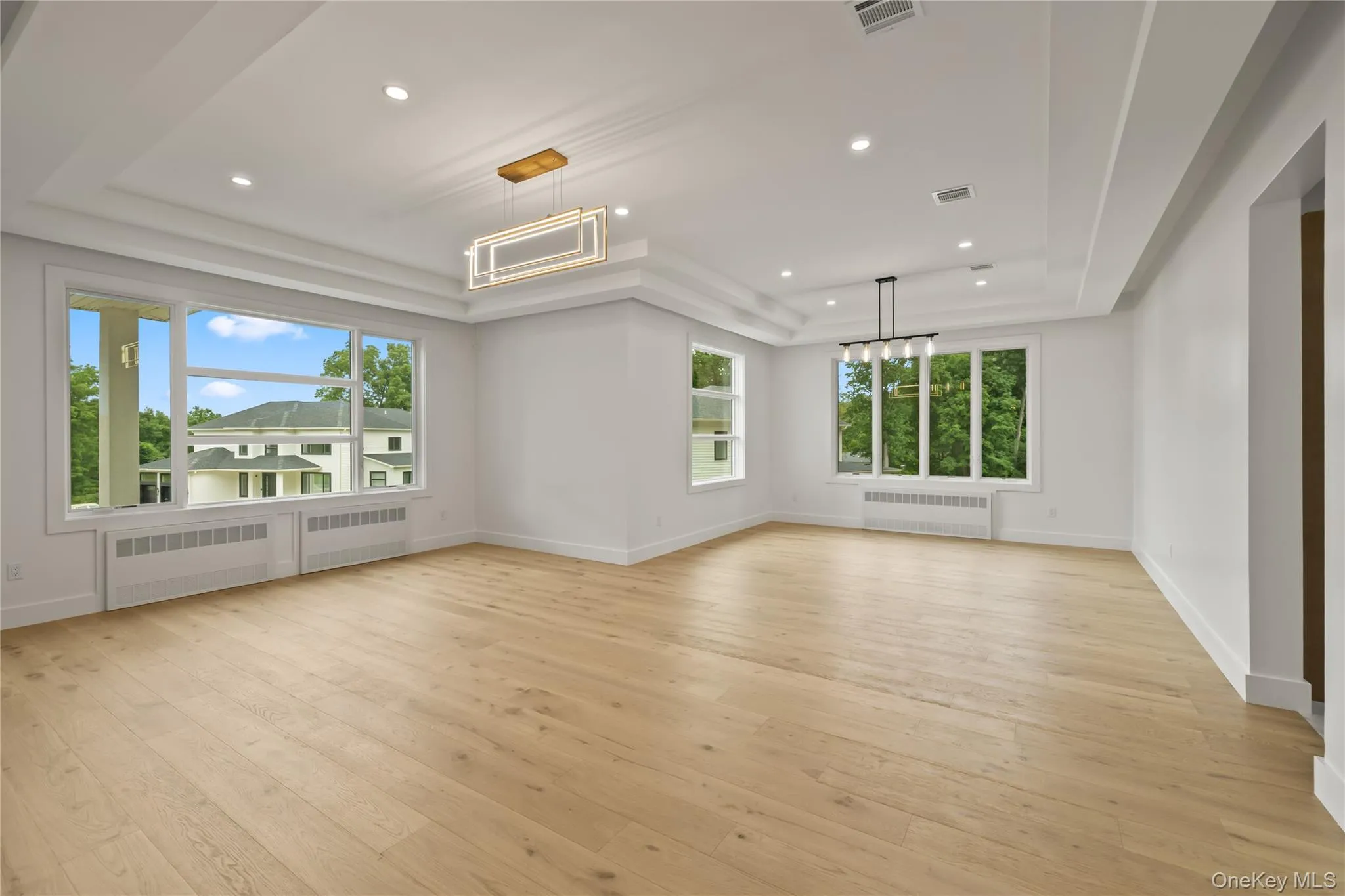31 Argo Lane, Ramapo, NY, 5 Bedrooms Bedrooms, 12 Rooms Rooms,3 BathroomsBathrooms,Residential,For Rent,Argo,0,1033313 31 Argo Lane, Ramapo, NY, 5 Bedrooms Bedrooms, 12 Rooms Rooms,3 BathroomsBathrooms,Residential,For Rent,Argo,0,1033313