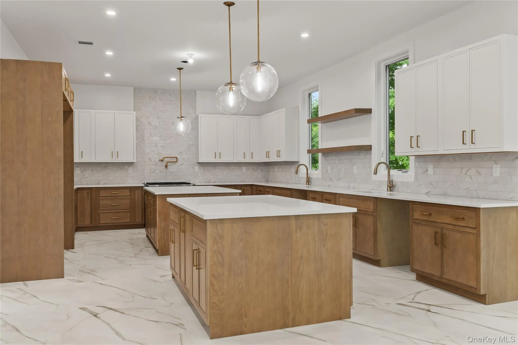 31 Argo Lane, Ramapo, NY, 5 Bedrooms Bedrooms, 12 Rooms Rooms,3 BathroomsBathrooms,Residential,For Rent,Argo,0,1033313 31 Argo Lane, Ramapo, NY, 5 Bedrooms Bedrooms, 12 Rooms Rooms,3 BathroomsBathrooms,Residential,For Rent,Argo,0,1033313