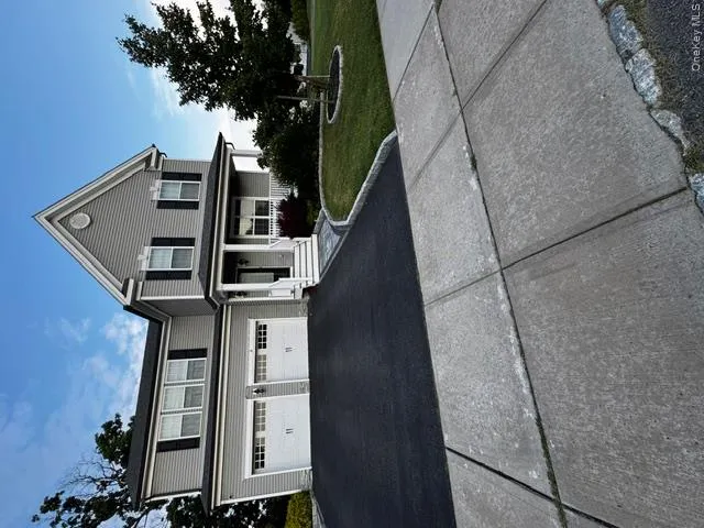16 Boxwood Road, Goshen, NY, 4 Bedrooms Bedrooms, 9 Rooms Rooms,2 BathroomsBathrooms,Residential Lease,For Rent,Boxwood,0,1033316 16 Boxwood Road, Goshen, NY, 4 Bedrooms Bedrooms, 9 Rooms Rooms,2 BathroomsBathrooms,Residential Lease,For Rent,Boxwood,0,1033316