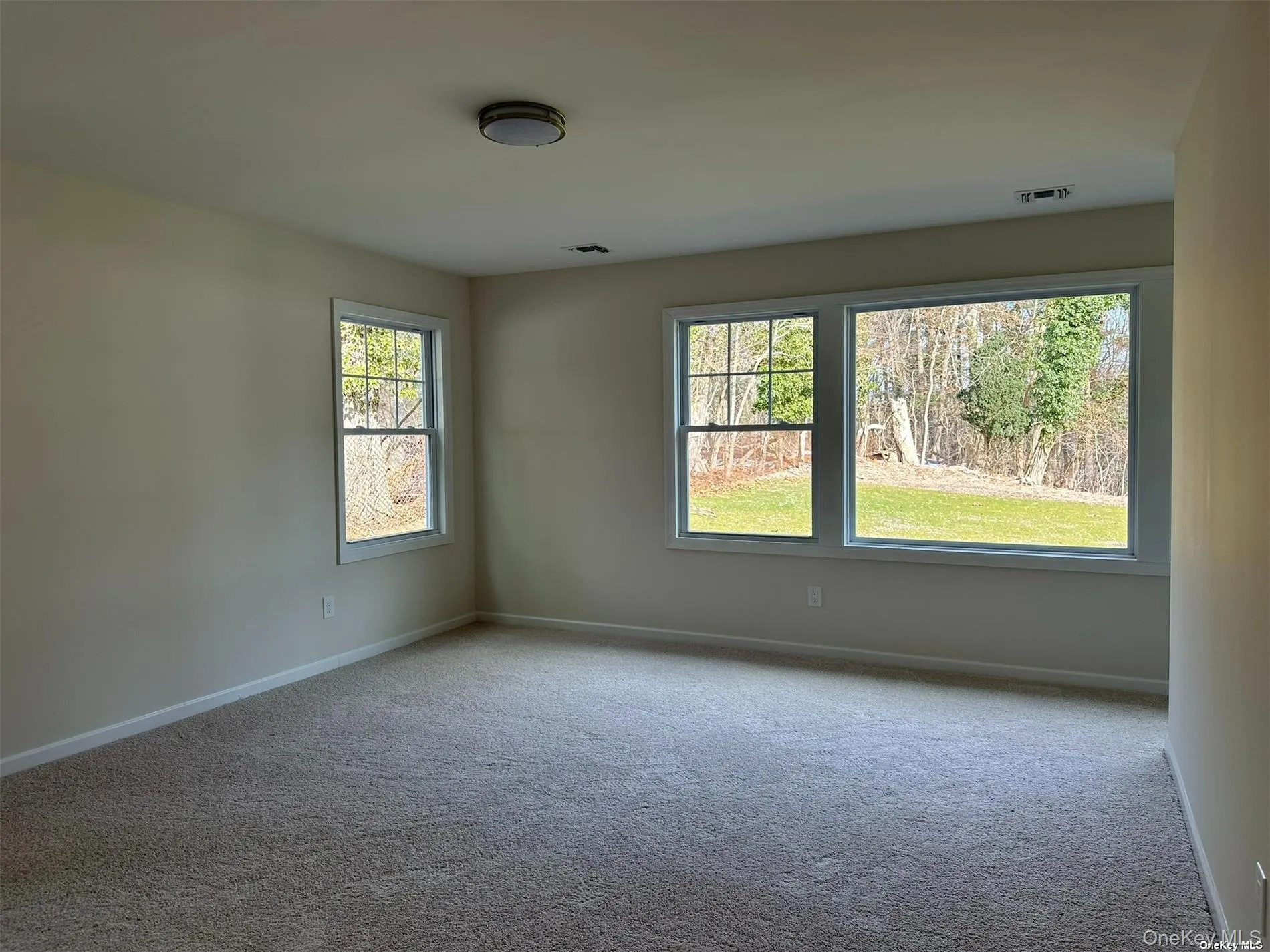 125 Main Street, Smithtown, NY, 7 Bedrooms Bedrooms, 11 Rooms Rooms,5 BathroomsBathrooms,Residential Lease,For Rent,Main,0,1033317 125 Main Street, Smithtown, NY, 7 Bedrooms Bedrooms, 11 Rooms Rooms,5 BathroomsBathrooms,Residential Lease,For Rent,Main,0,1033317