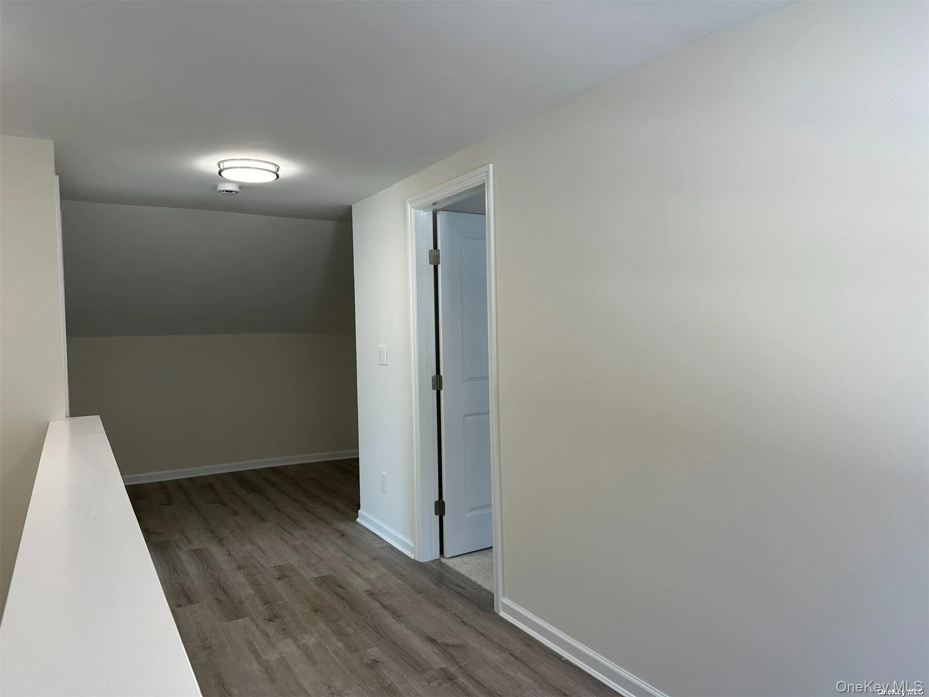 125 Main Street, Smithtown, NY, 7 Bedrooms Bedrooms, 11 Rooms Rooms,5 BathroomsBathrooms,Residential Lease,For Rent,Main,0,1033317 125 Main Street, Smithtown, NY, 7 Bedrooms Bedrooms, 11 Rooms Rooms,5 BathroomsBathrooms,Residential Lease,For Rent,Main,0,1033317