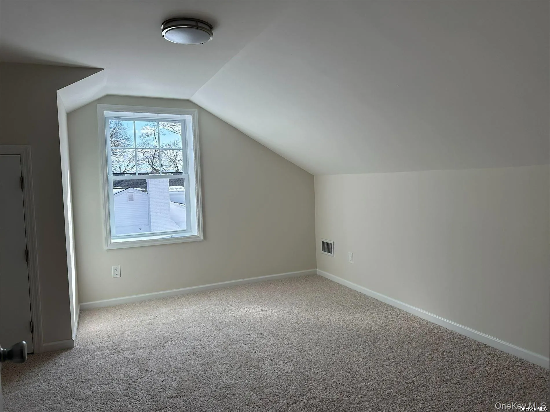 125 Main Street, Smithtown, NY, 7 Bedrooms Bedrooms, 11 Rooms Rooms,5 BathroomsBathrooms,Residential Lease,For Rent,Main,0,1033317 125 Main Street, Smithtown, NY, 7 Bedrooms Bedrooms, 11 Rooms Rooms,5 BathroomsBathrooms,Residential Lease,For Rent,Main,0,1033317