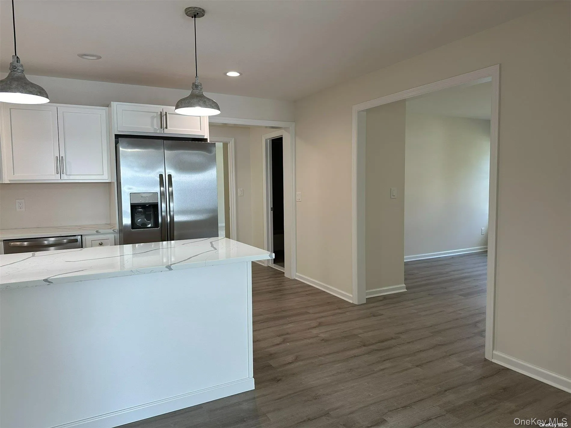 125 Main Street, Smithtown, NY, 7 Bedrooms Bedrooms, 11 Rooms Rooms,5 BathroomsBathrooms,Residential Lease,For Rent,Main,0,1033317 125 Main Street, Smithtown, NY, 7 Bedrooms Bedrooms, 11 Rooms Rooms,5 BathroomsBathrooms,Residential Lease,For Rent,Main,0,1033317