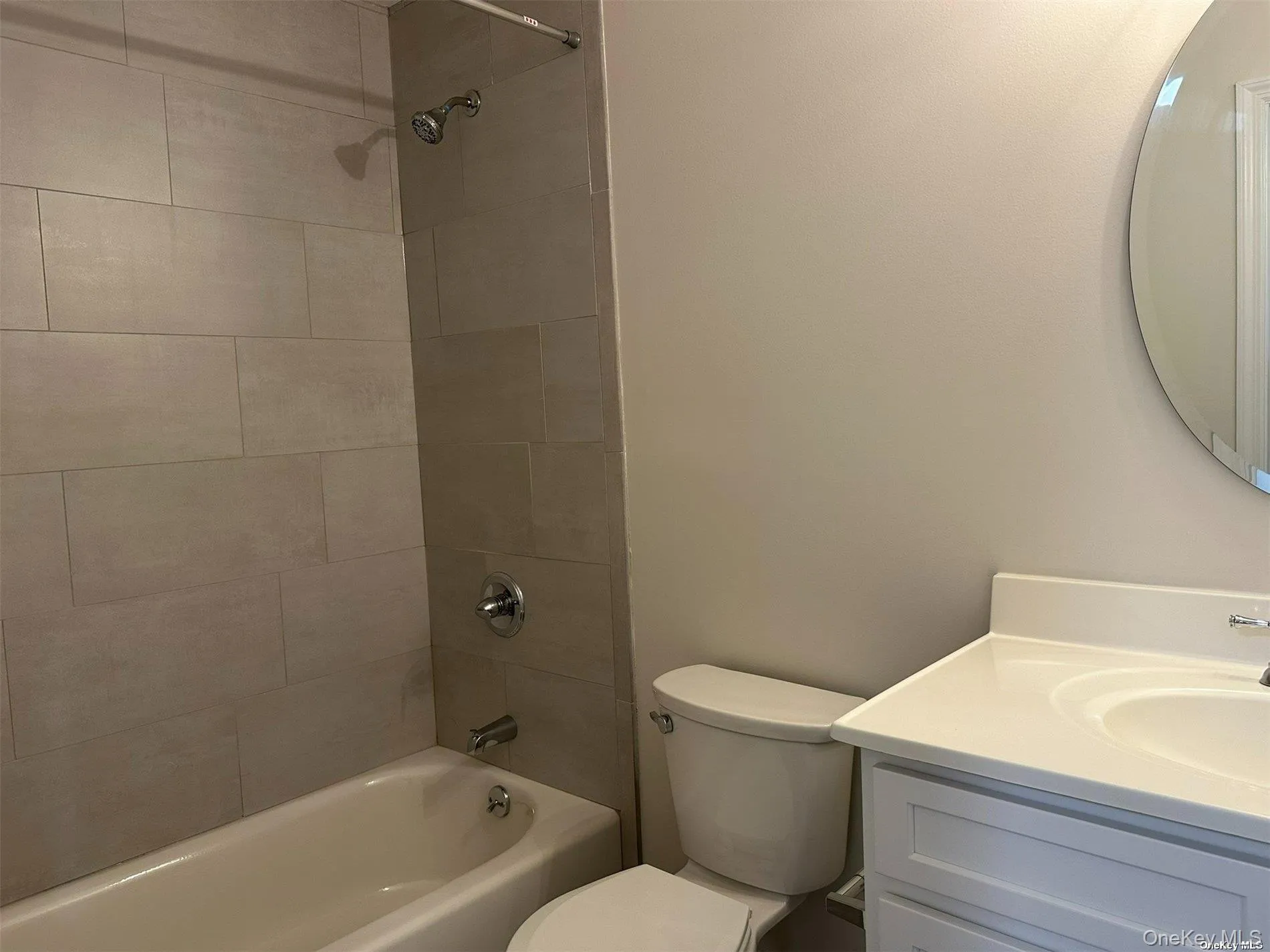 125 Main Street, Smithtown, NY, 7 Bedrooms Bedrooms, 11 Rooms Rooms,5 BathroomsBathrooms,Residential Lease,For Rent,Main,0,1033317 125 Main Street, Smithtown, NY, 7 Bedrooms Bedrooms, 11 Rooms Rooms,5 BathroomsBathrooms,Residential Lease,For Rent,Main,0,1033317