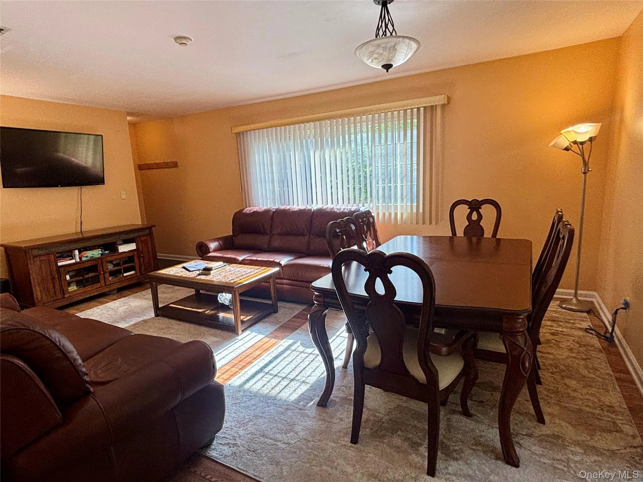 23 Klint Court, Clarkstown, NY, 2 Bedrooms Bedrooms, 4 Rooms Rooms,1 BathroomBathrooms,Residential,For Rent,Klint,0,1033321 23 Klint Court, Clarkstown, NY, 2 Bedrooms Bedrooms, 4 Rooms Rooms,1 BathroomBathrooms,Residential,For Rent,Klint,0,1033321