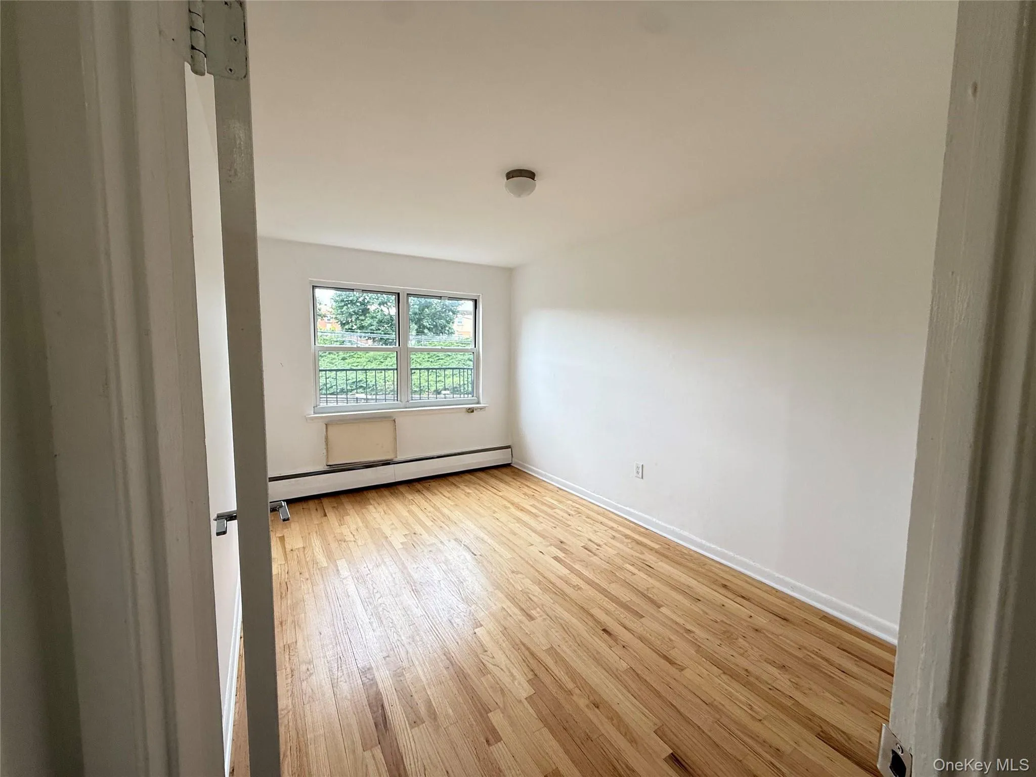 2nd Bedroom 2nd Bedroom