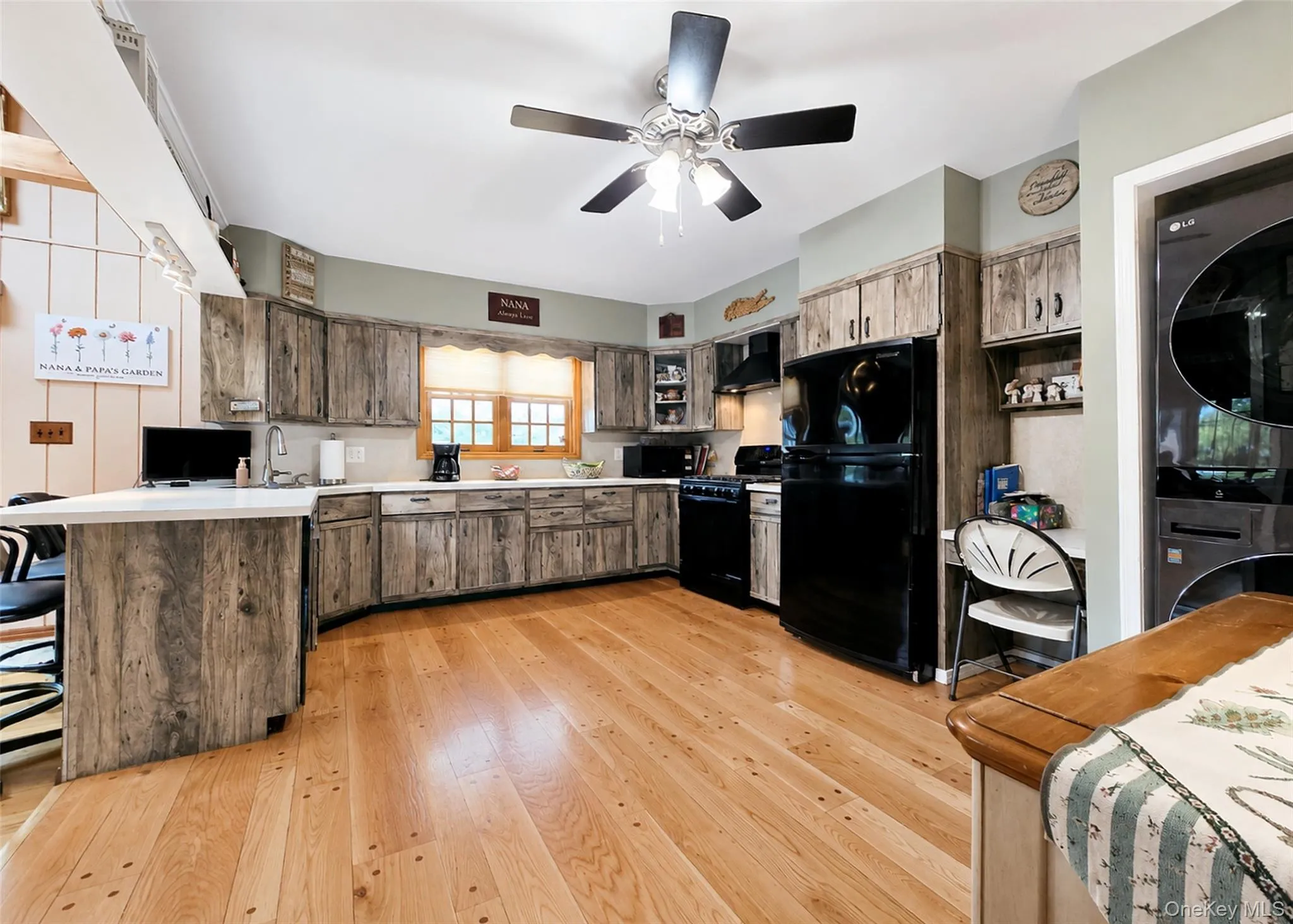 823 5th Street, West Babylon, NY, 3 Bedrooms Bedrooms, 7 Rooms Rooms,2 BathroomsBathrooms,Residential,For Rent,5th,0,1033328 823 5th Street, West Babylon, NY, 3 Bedrooms Bedrooms, 7 Rooms Rooms,2 BathroomsBathrooms,Residential,For Rent,5th,0,1033328