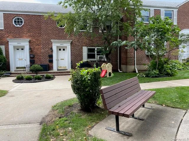 264-25 Langston Avenue, New York, NY, 1 Bedroom Bedrooms, 3 Rooms Rooms,1 BathroomBathrooms,Residential,For Rent,Langston,0,1033329 264-25 Langston Avenue, New York, NY, 1 Bedroom Bedrooms, 3 Rooms Rooms,1 BathroomBathrooms,Residential,For Rent,Langston,0,1033329