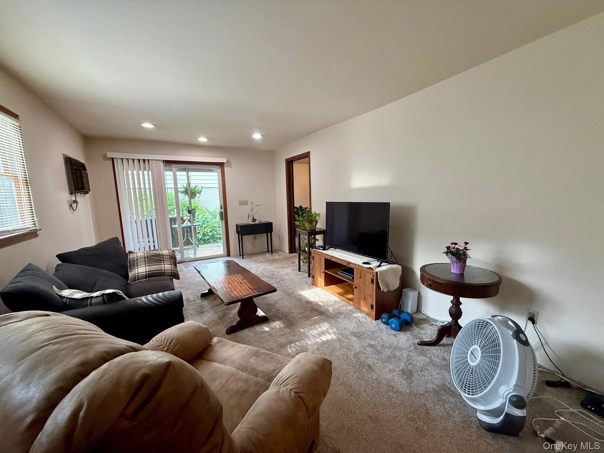 11 3rd Street, Glen Cove, NY, 2 Bedrooms Bedrooms, 4 Rooms Rooms,1 BathroomBathrooms,Residential Lease,For Rent,3rd,0,1033334 11 3rd Street, Glen Cove, NY, 2 Bedrooms Bedrooms, 4 Rooms Rooms,1 BathroomBathrooms,Residential Lease,For Rent,3rd,0,1033334
