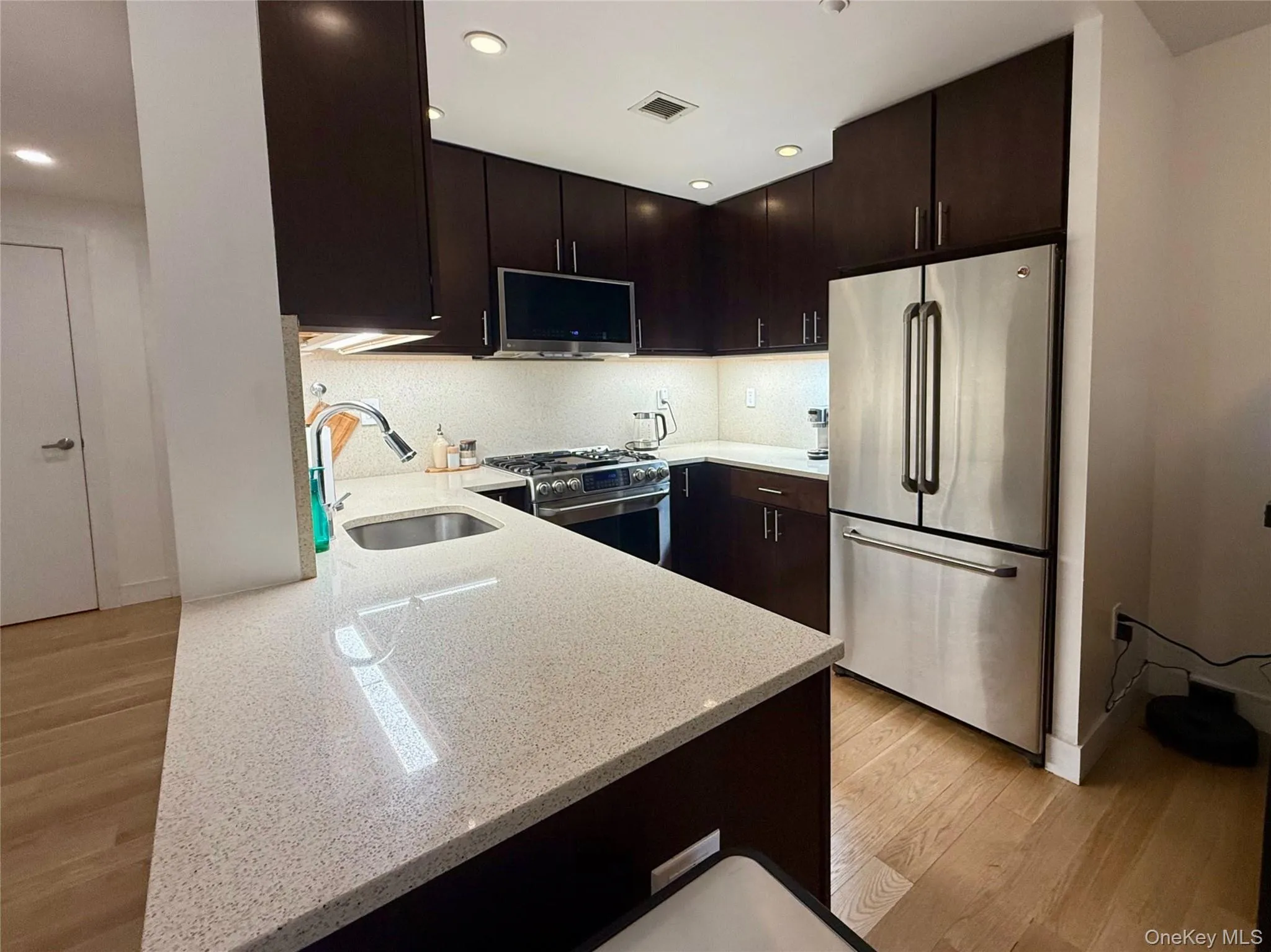 152 118th Street, New York, NY, 2 Bedrooms Bedrooms, 4 Rooms Rooms,2 BathroomsBathrooms,Residential,For Rent,118th,0,1033337 152 118th Street, New York, NY, 2 Bedrooms Bedrooms, 4 Rooms Rooms,2 BathroomsBathrooms,Residential,For Rent,118th,0,1033337