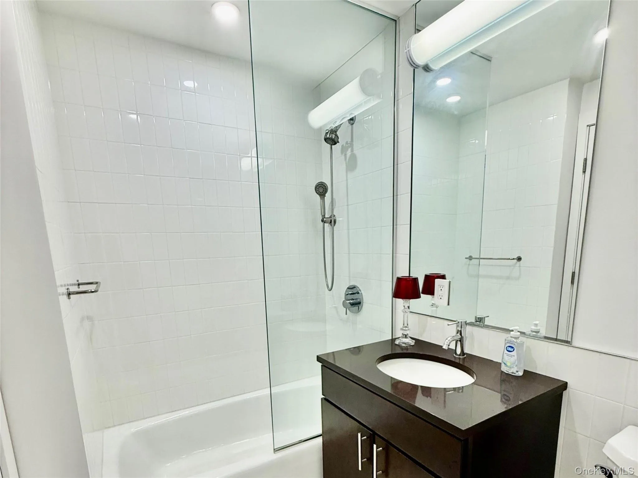 152 118th Street, New York, NY, 2 Bedrooms Bedrooms, 4 Rooms Rooms,2 BathroomsBathrooms,Residential,For Rent,118th,0,1033337 152 118th Street, New York, NY, 2 Bedrooms Bedrooms, 4 Rooms Rooms,2 BathroomsBathrooms,Residential,For Rent,118th,0,1033337