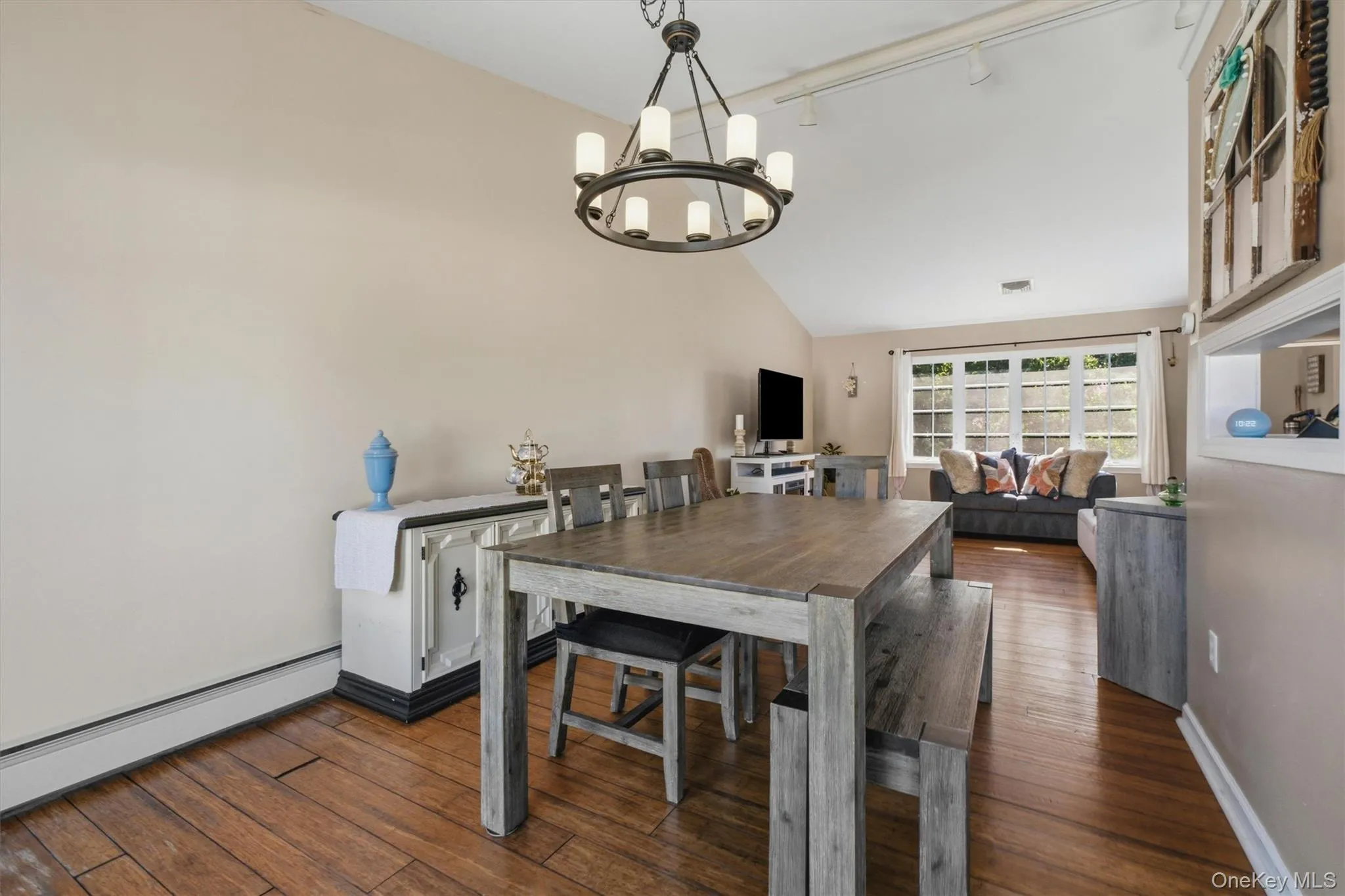 17 Princeton Drive, Montgomery, NY, 3 Bedrooms Bedrooms, 8 Rooms Rooms,2 BathroomsBathrooms,Residential,For Rent,Princeton,0,1033344 17 Princeton Drive, Montgomery, NY, 3 Bedrooms Bedrooms, 8 Rooms Rooms,2 BathroomsBathrooms,Residential,For Rent,Princeton,0,1033344
