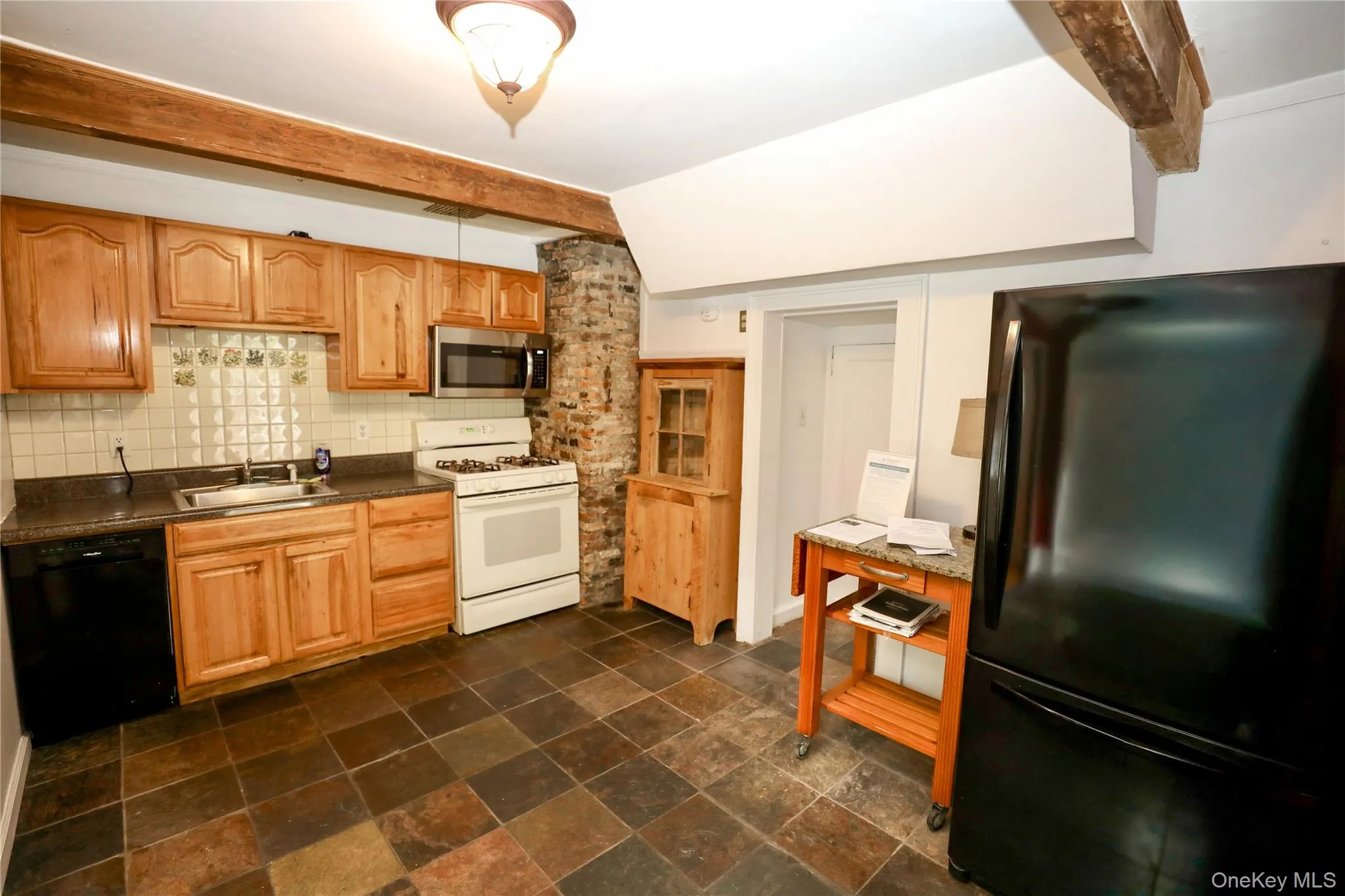 97 Morningside Drive, Ossining, NY, 4 Bedrooms Bedrooms, 8 Rooms Rooms,1 BathroomBathrooms,Residential,For Rent,Morningside,0,1033351 97 Morningside Drive, Ossining, NY, 4 Bedrooms Bedrooms, 8 Rooms Rooms,1 BathroomBathrooms,Residential,For Rent,Morningside,0,1033351