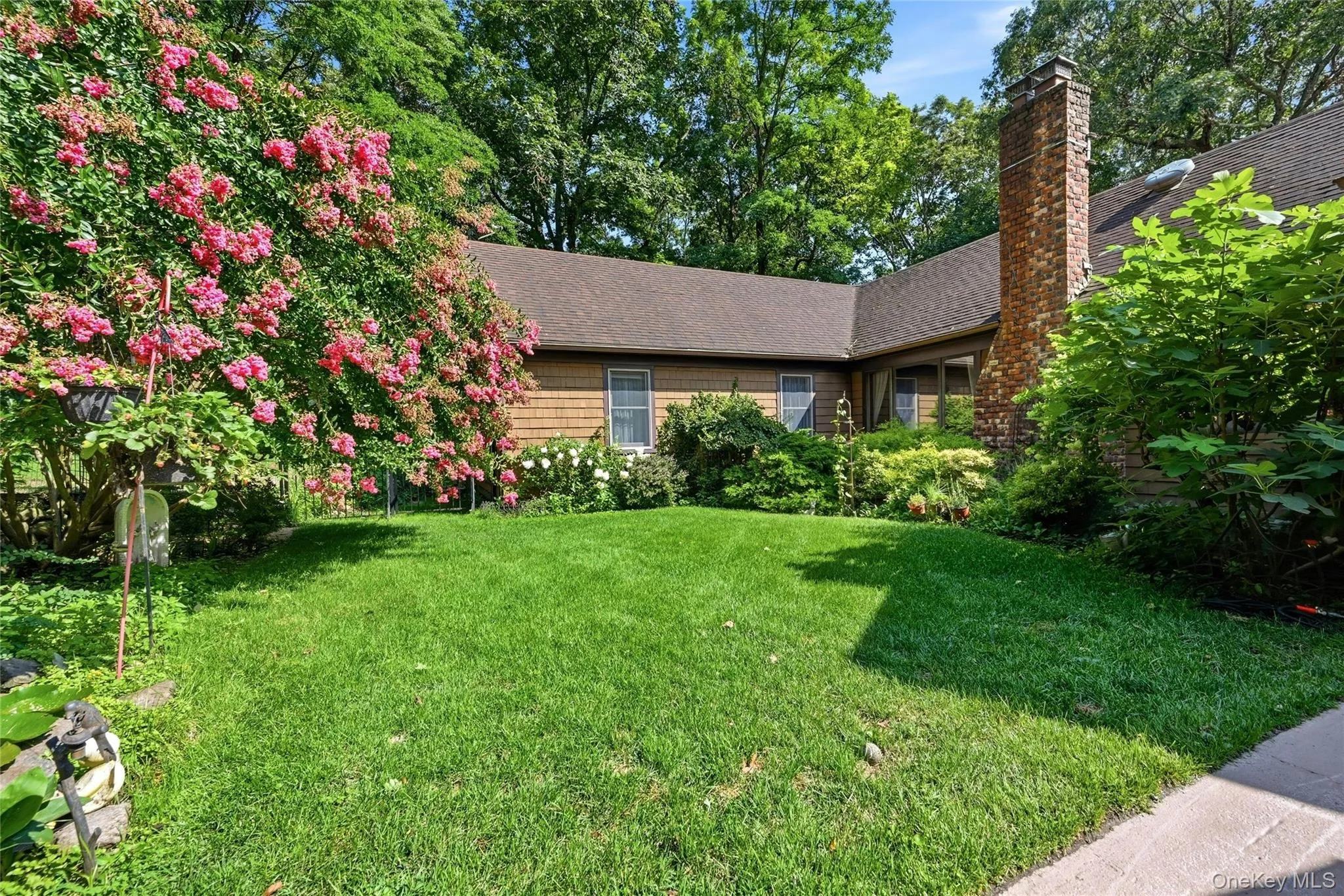 2064 Country Road, Riverhead, NY, 4 Bedrooms Bedrooms, 8 Rooms Rooms,2 BathroomsBathrooms,Residential,For Rent,Country,0,1033352 2064 Country Road, Riverhead, NY, 4 Bedrooms Bedrooms, 8 Rooms Rooms,2 BathroomsBathrooms,Residential,For Rent,Country,0,1033352