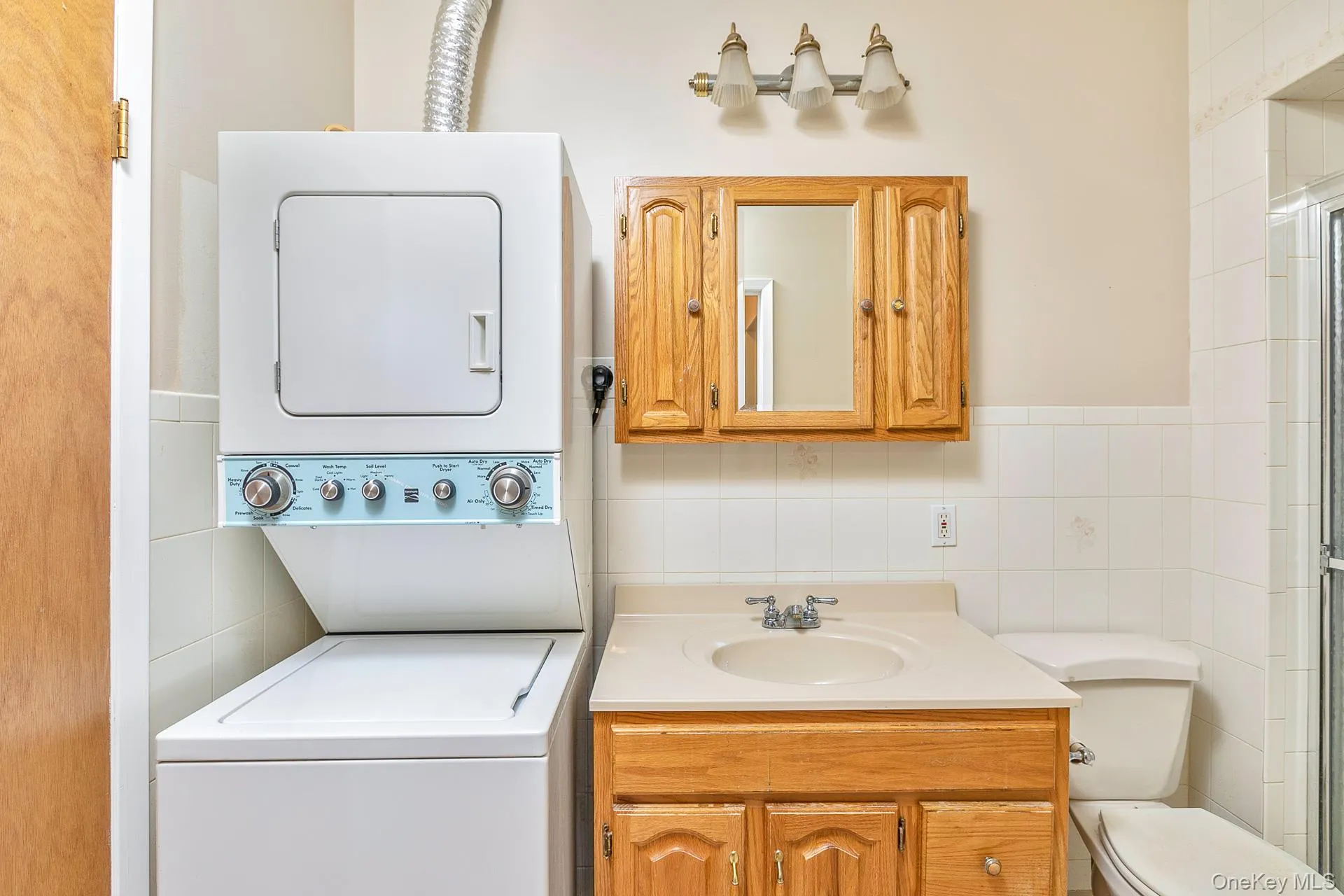 4 Brooktree Court, Islip, NY, 1 Bedroom Bedrooms, 3 Rooms Rooms,1 BathroomBathrooms,Residential Lease,For Rent,Brooktree,0,1033356 4 Brooktree Court, Islip, NY, 1 Bedroom Bedrooms, 3 Rooms Rooms,1 BathroomBathrooms,Residential Lease,For Rent,Brooktree,0,1033356