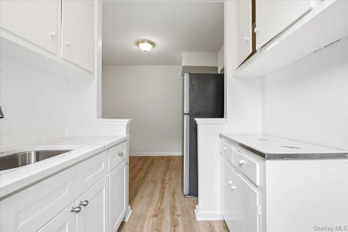 82-40 Austin Street, New York, NY, 1 Bedroom Bedrooms, 4 Rooms Rooms,1 BathroomBathrooms,Residential Lease,For Rent,Austin,0,1033365 82-40 Austin Street, New York, NY, 1 Bedroom Bedrooms, 4 Rooms Rooms,1 BathroomBathrooms,Residential Lease,For Rent,Austin,0,1033365