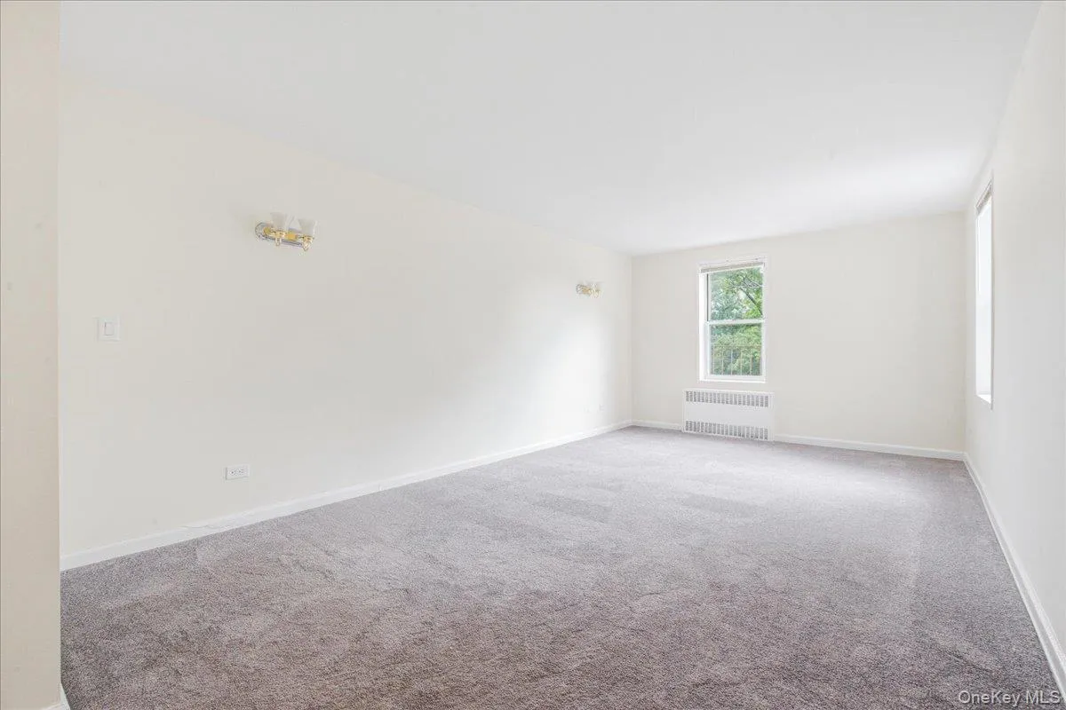 82-40 Austin Street, New York, NY, 1 Bedroom Bedrooms, 4 Rooms Rooms,1 BathroomBathrooms,Residential Lease,For Rent,Austin,0,1033365 82-40 Austin Street, New York, NY, 1 Bedroom Bedrooms, 4 Rooms Rooms,1 BathroomBathrooms,Residential Lease,For Rent,Austin,0,1033365