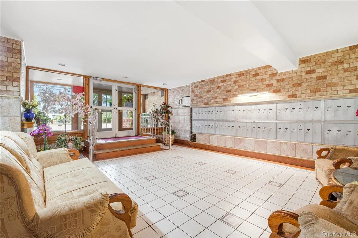 82-40 Austin Street, New York, NY, 1 Bedroom Bedrooms, 4 Rooms Rooms,1 BathroomBathrooms,Residential Lease,For Rent,Austin,0,1033365 82-40 Austin Street, New York, NY, 1 Bedroom Bedrooms, 4 Rooms Rooms,1 BathroomBathrooms,Residential Lease,For Rent,Austin,0,1033365