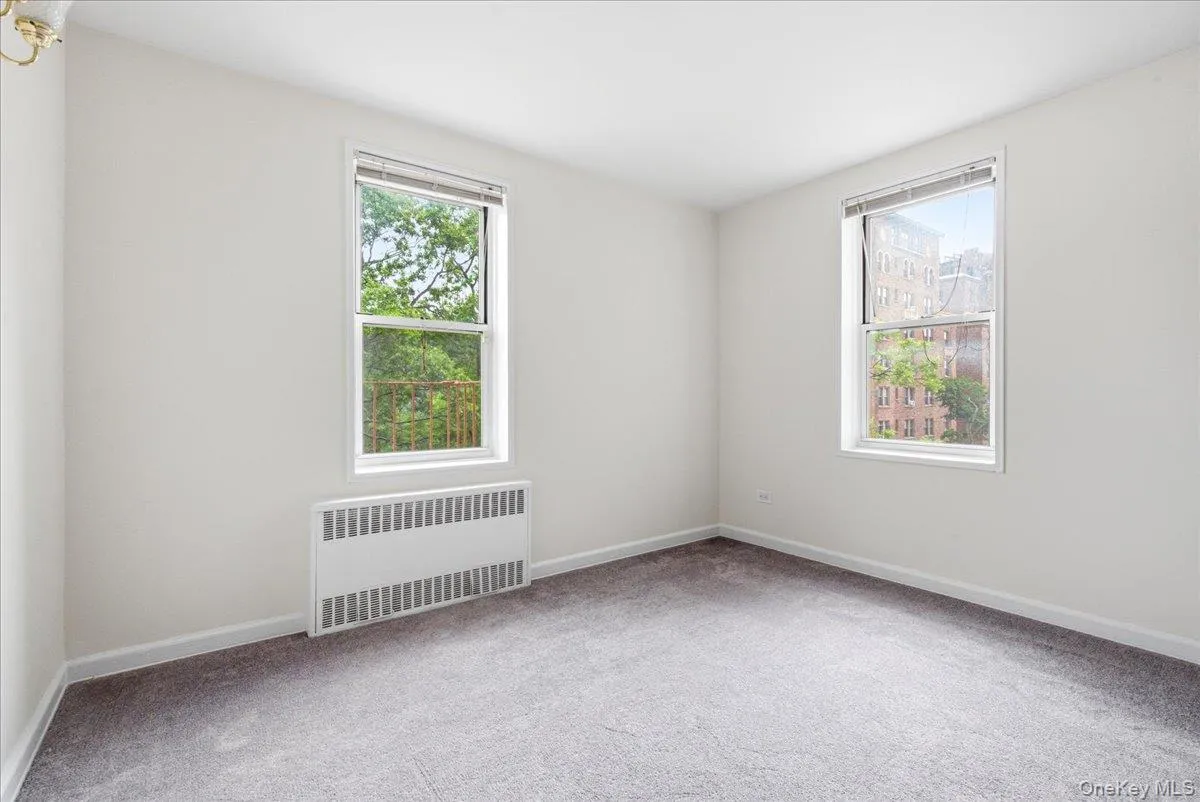 82-40 Austin Street, New York, NY, 1 Bedroom Bedrooms, 4 Rooms Rooms,1 BathroomBathrooms,Residential Lease,For Rent,Austin,0,1033365 82-40 Austin Street, New York, NY, 1 Bedroom Bedrooms, 4 Rooms Rooms,1 BathroomBathrooms,Residential Lease,For Rent,Austin,0,1033365