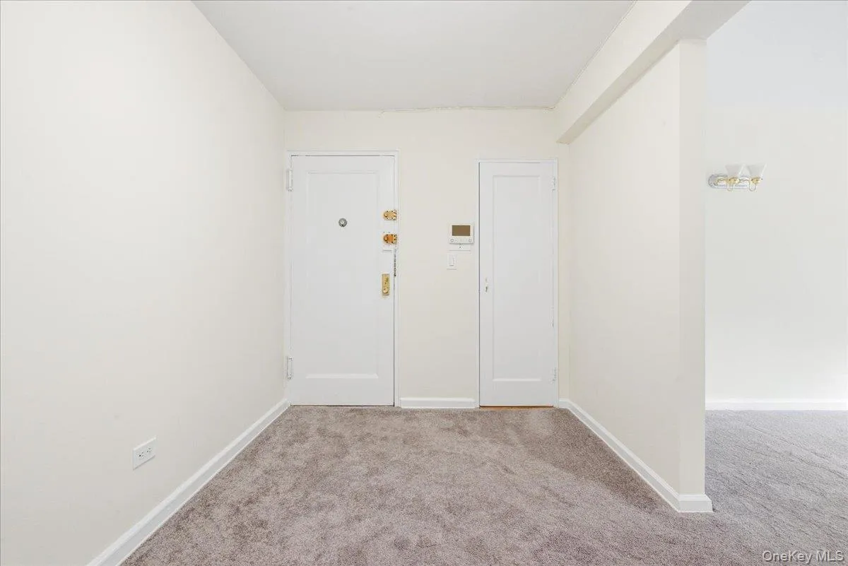 82-40 Austin Street, New York, NY, 1 Bedroom Bedrooms, 4 Rooms Rooms,1 BathroomBathrooms,Residential Lease,For Rent,Austin,0,1033365 82-40 Austin Street, New York, NY, 1 Bedroom Bedrooms, 4 Rooms Rooms,1 BathroomBathrooms,Residential Lease,For Rent,Austin,0,1033365