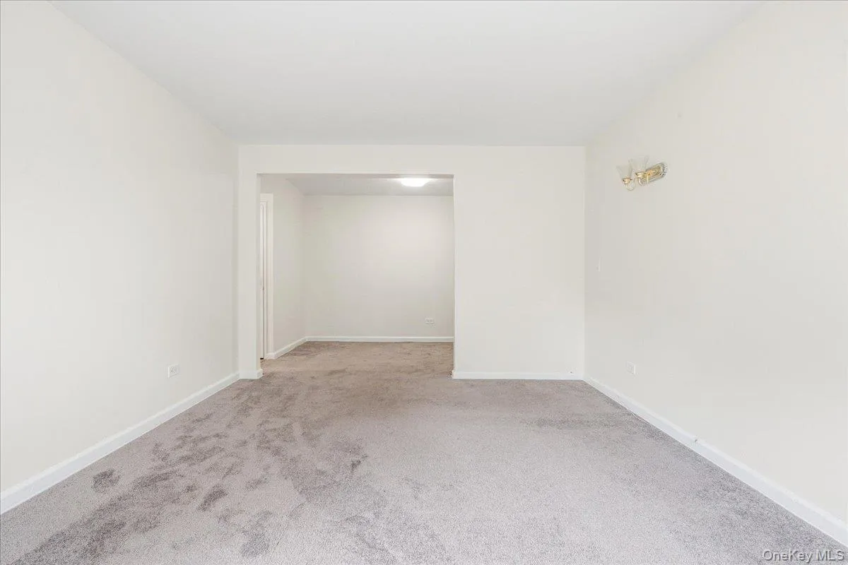 82-40 Austin Street, New York, NY, 1 Bedroom Bedrooms, 4 Rooms Rooms,1 BathroomBathrooms,Residential Lease,For Rent,Austin,0,1033365 82-40 Austin Street, New York, NY, 1 Bedroom Bedrooms, 4 Rooms Rooms,1 BathroomBathrooms,Residential Lease,For Rent,Austin,0,1033365