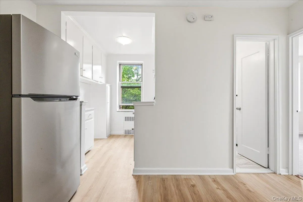 82-40 Austin Street, New York, NY, 1 Bedroom Bedrooms, 4 Rooms Rooms,1 BathroomBathrooms,Residential Lease,For Rent,Austin,0,1033365 82-40 Austin Street, New York, NY, 1 Bedroom Bedrooms, 4 Rooms Rooms,1 BathroomBathrooms,Residential Lease,For Rent,Austin,0,1033365
