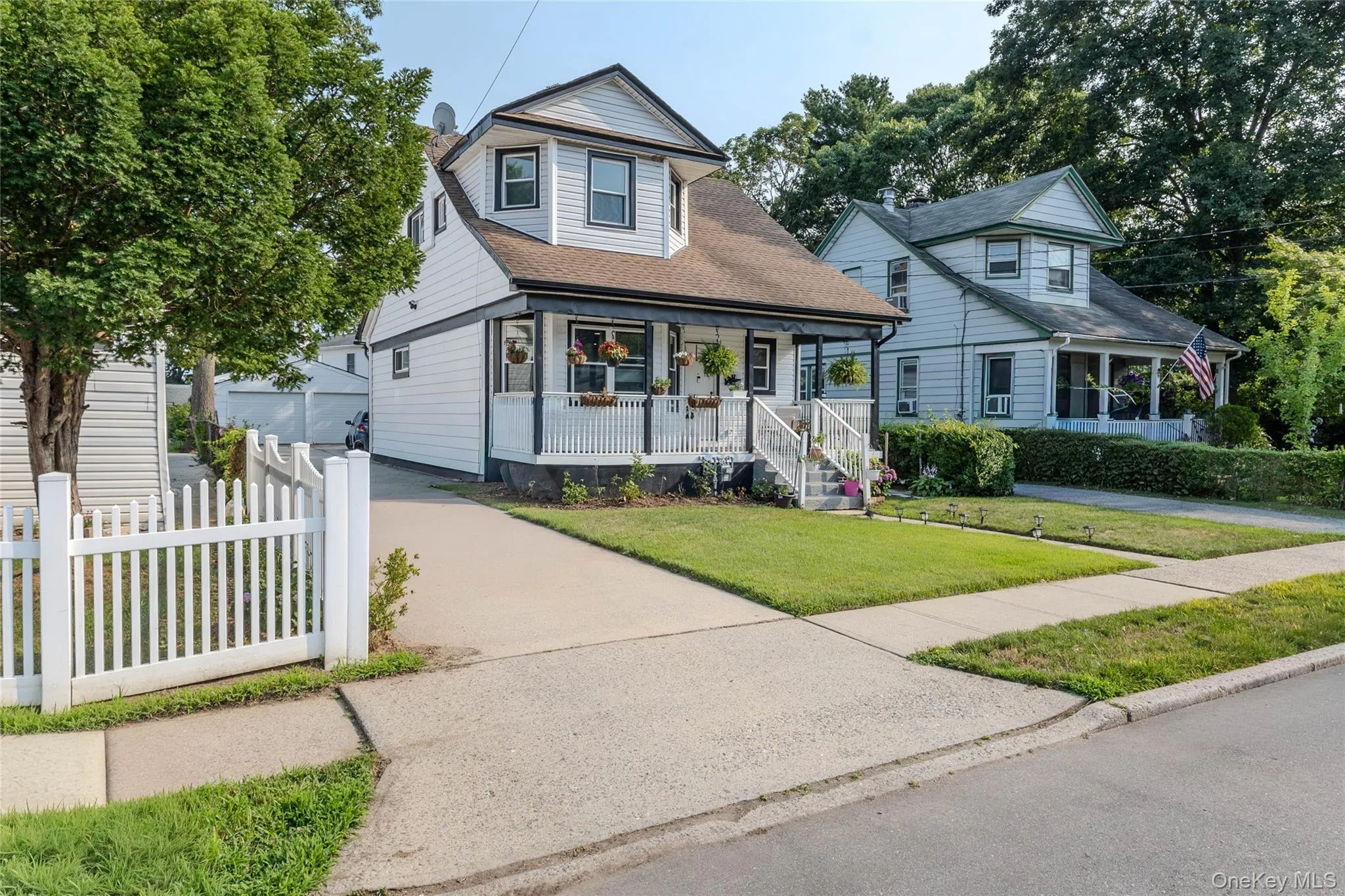 55 Henry Street, Hempstead, NY, 4 Bedrooms Bedrooms, 7 Rooms Rooms,2 BathroomsBathrooms,Residential Lease,For Rent,Henry,0,1033366 55 Henry Street, Hempstead, NY, 4 Bedrooms Bedrooms, 7 Rooms Rooms,2 BathroomsBathrooms,Residential Lease,For Rent,Henry,0,1033366