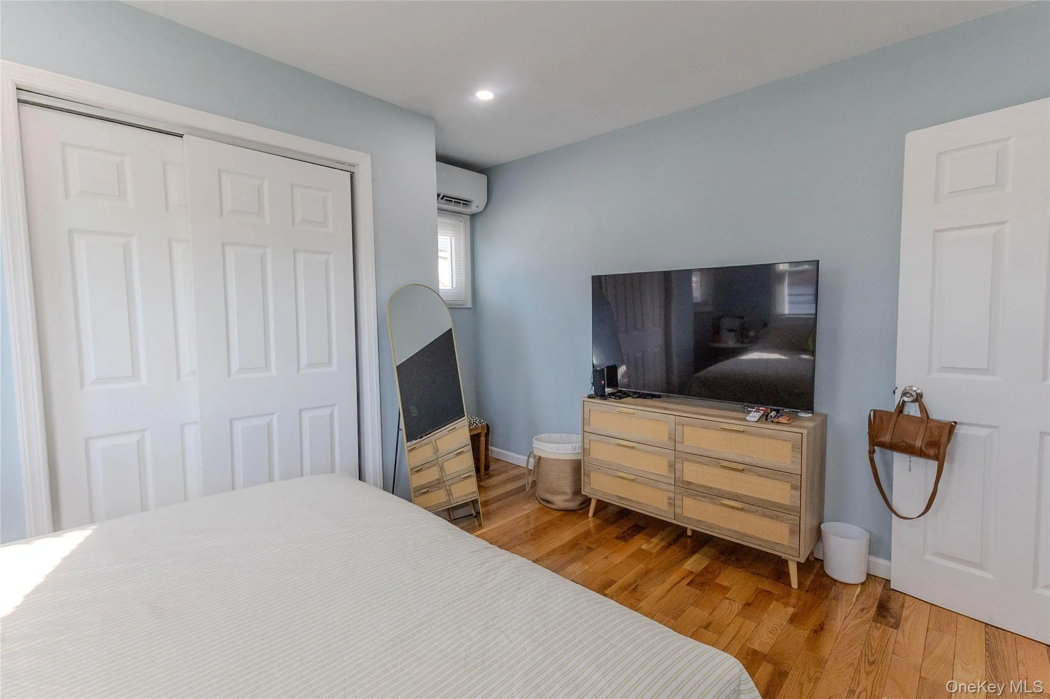 55 Henry Street, Hempstead, NY, 4 Bedrooms Bedrooms, 7 Rooms Rooms,2 BathroomsBathrooms,Residential Lease,For Rent,Henry,0,1033366 55 Henry Street, Hempstead, NY, 4 Bedrooms Bedrooms, 7 Rooms Rooms,2 BathroomsBathrooms,Residential Lease,For Rent,Henry,0,1033366