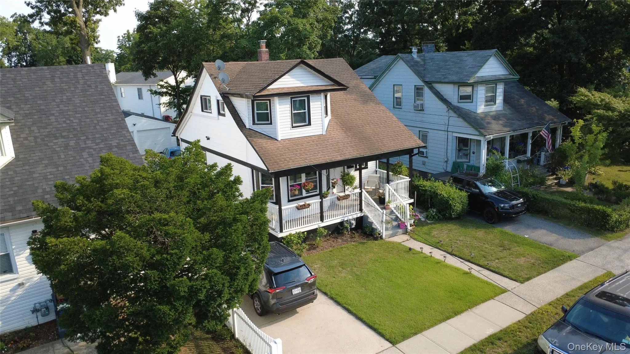 55 Henry Street, Hempstead, NY, 4 Bedrooms Bedrooms, 7 Rooms Rooms,2 BathroomsBathrooms,Residential Lease,For Rent,Henry,0,1033366 55 Henry Street, Hempstead, NY, 4 Bedrooms Bedrooms, 7 Rooms Rooms,2 BathroomsBathrooms,Residential Lease,For Rent,Henry,0,1033366