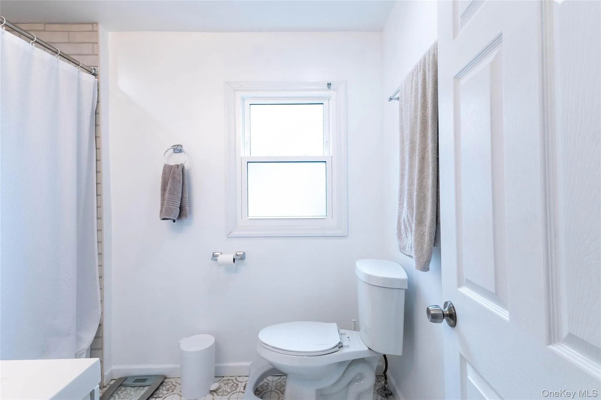 55 Henry Street, Hempstead, NY, 4 Bedrooms Bedrooms, 7 Rooms Rooms,2 BathroomsBathrooms,Residential Lease,For Rent,Henry,0,1033366 55 Henry Street, Hempstead, NY, 4 Bedrooms Bedrooms, 7 Rooms Rooms,2 BathroomsBathrooms,Residential Lease,For Rent,Henry,0,1033366