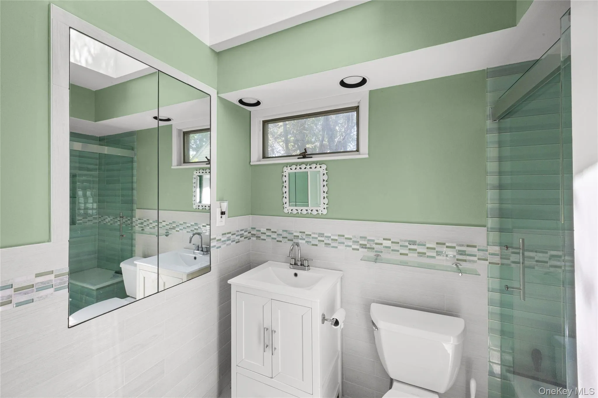 84 Oak Street, Huntington, NY, 4 Bedrooms Bedrooms, 9 Rooms Rooms,2 BathroomsBathrooms,Residential,For Rent,Oak,0,1033372 84 Oak Street, Huntington, NY, 4 Bedrooms Bedrooms, 9 Rooms Rooms,2 BathroomsBathrooms,Residential,For Rent,Oak,0,1033372