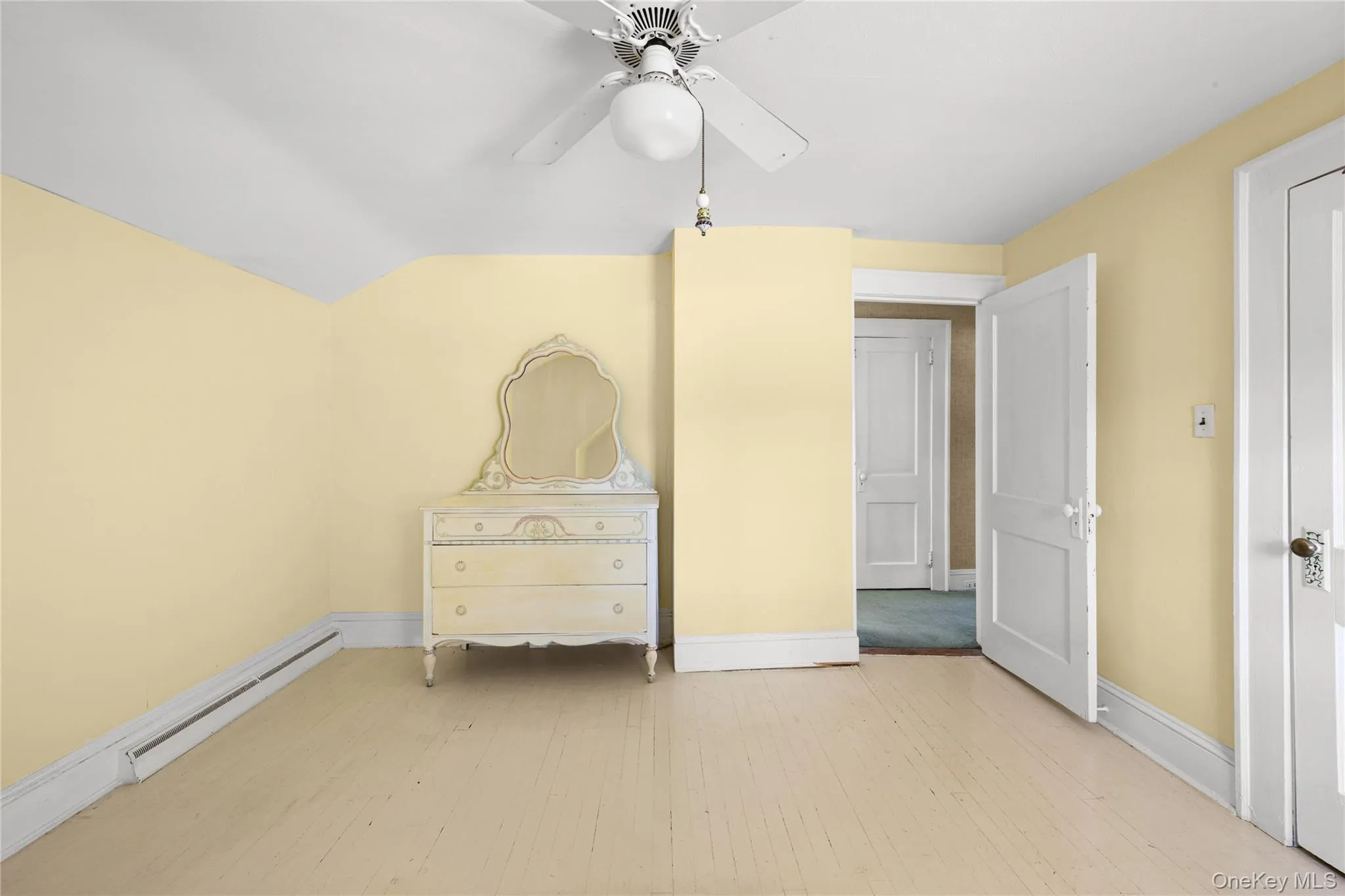 84 Oak Street, Huntington, NY, 4 Bedrooms Bedrooms, 9 Rooms Rooms,2 BathroomsBathrooms,Residential,For Rent,Oak,0,1033372 84 Oak Street, Huntington, NY, 4 Bedrooms Bedrooms, 9 Rooms Rooms,2 BathroomsBathrooms,Residential,For Rent,Oak,0,1033372