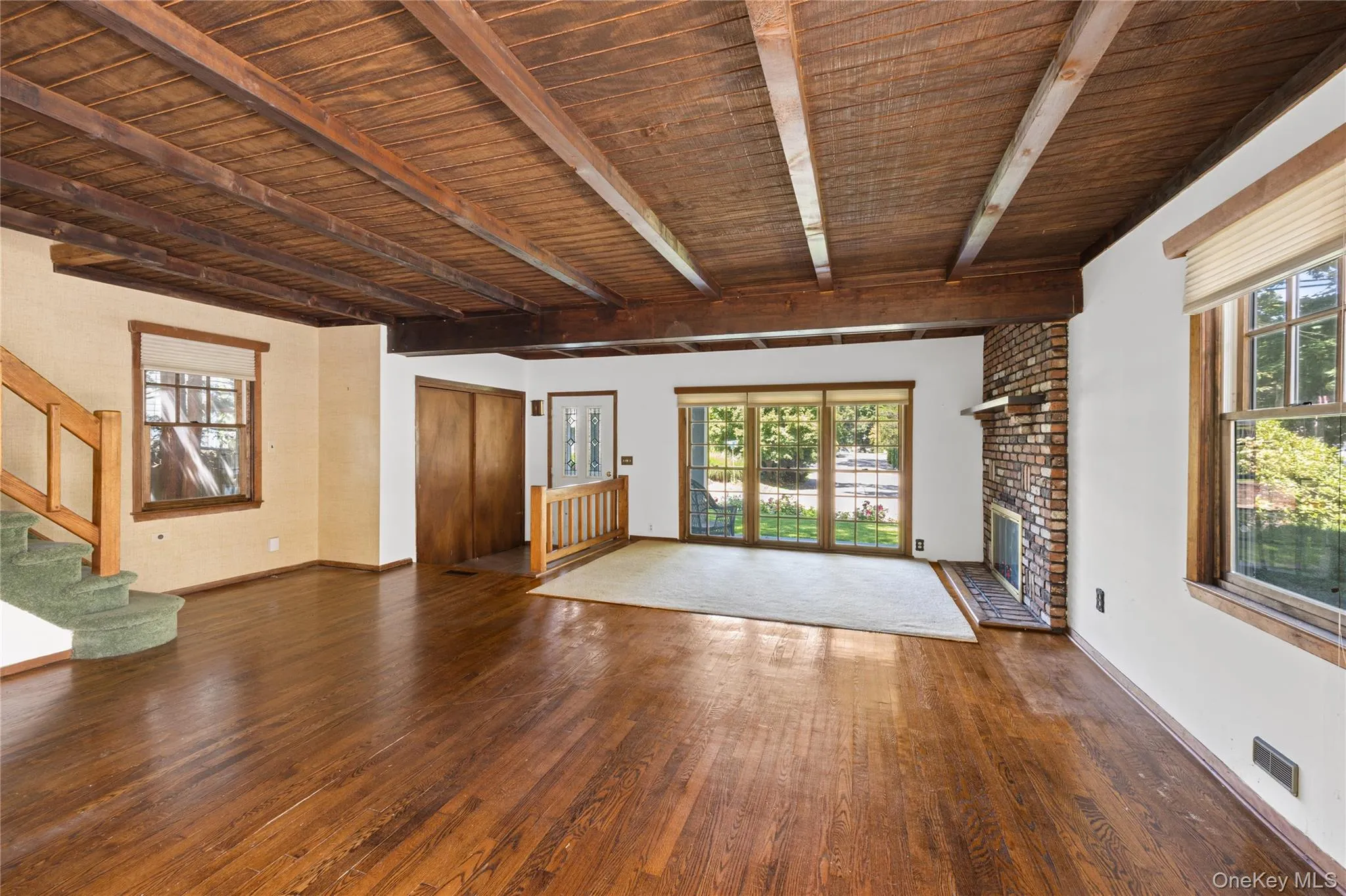 84 Oak Street, Huntington, NY, 4 Bedrooms Bedrooms, 9 Rooms Rooms,2 BathroomsBathrooms,Residential,For Rent,Oak,0,1033372 84 Oak Street, Huntington, NY, 4 Bedrooms Bedrooms, 9 Rooms Rooms,2 BathroomsBathrooms,Residential,For Rent,Oak,0,1033372