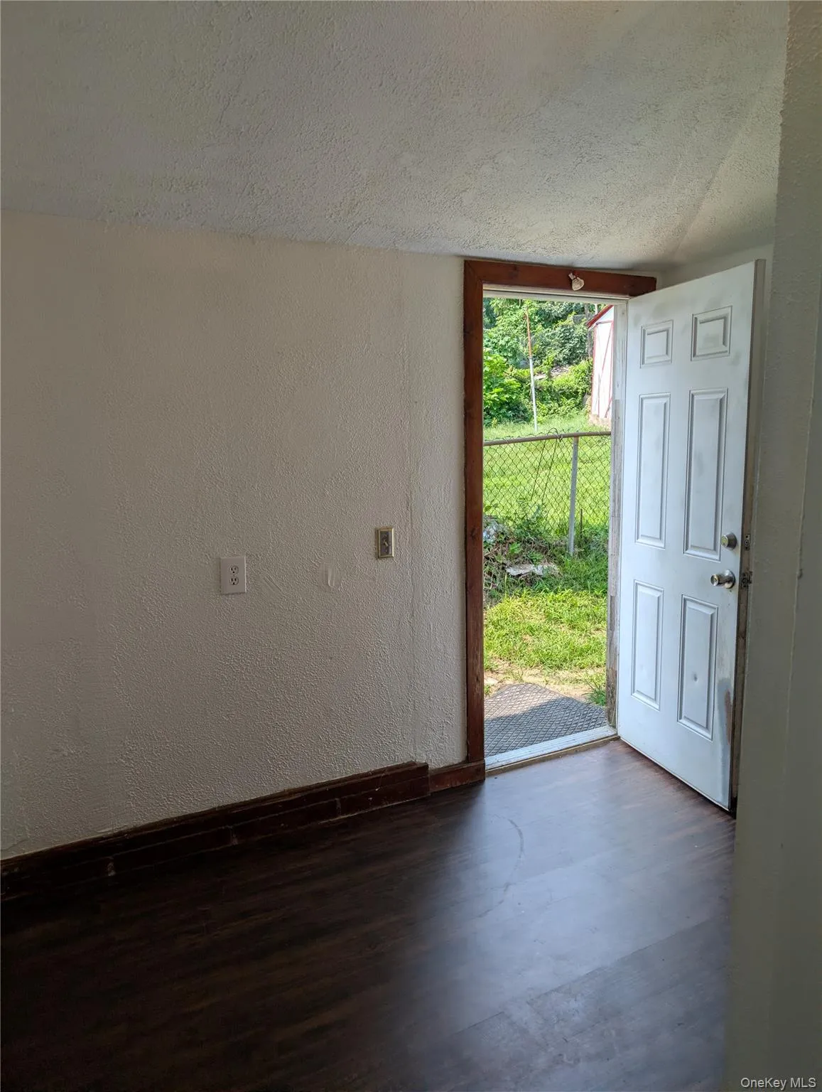 Bonus room with access to rear yard Bonus room with access to rear yard