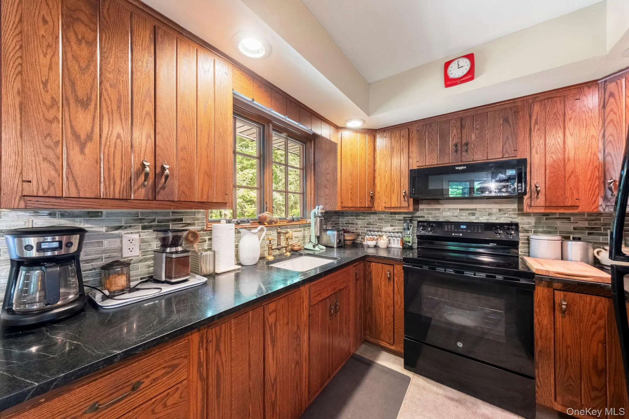 159 Shore Drive, Thompson, NY, 3 Bedrooms Bedrooms, 6 Rooms Rooms,2 BathroomsBathrooms,Residential,For Rent,Shore,0,1033374 159 Shore Drive, Thompson, NY, 3 Bedrooms Bedrooms, 6 Rooms Rooms,2 BathroomsBathrooms,Residential,For Rent,Shore,0,1033374