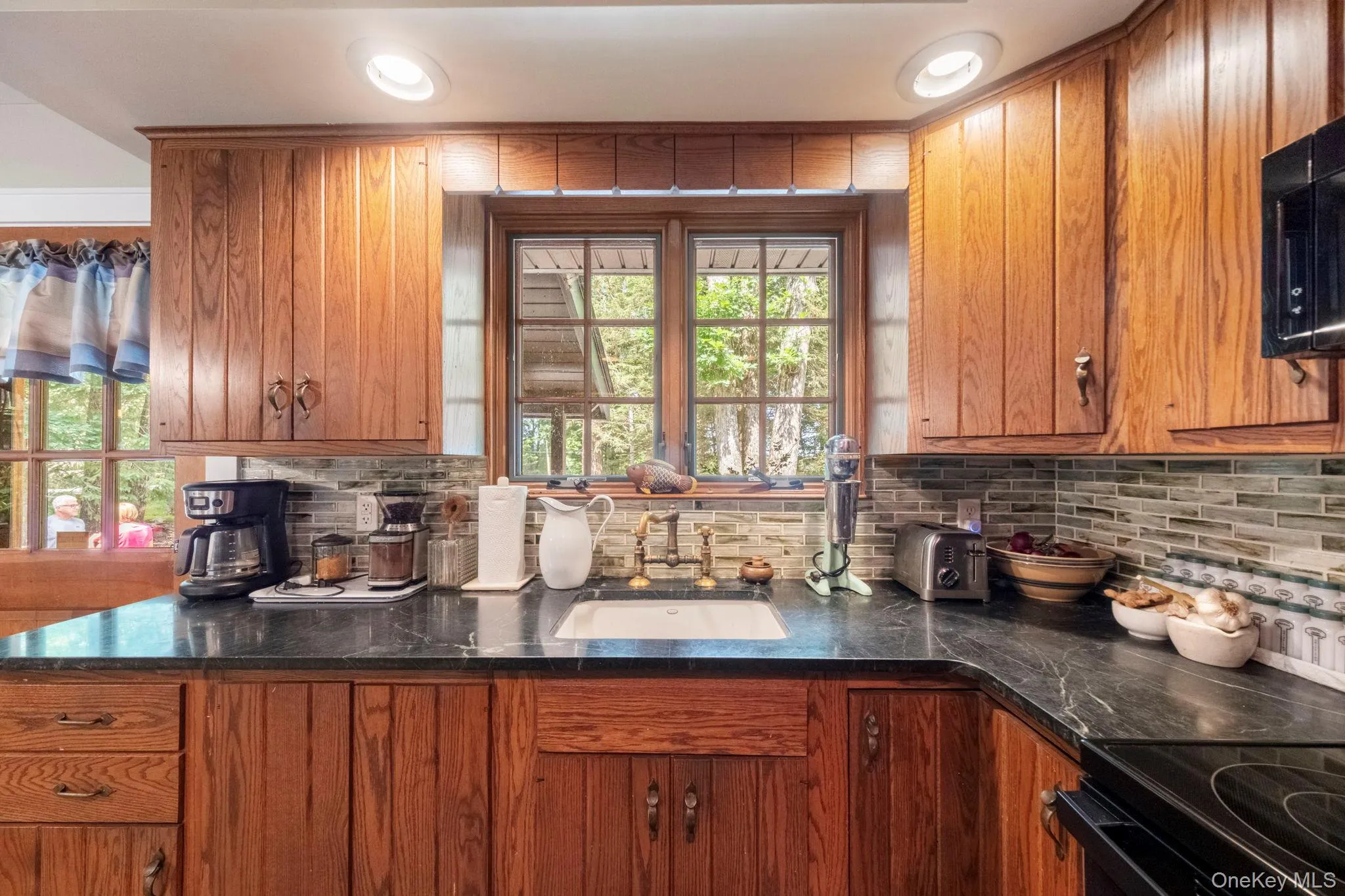 159 Shore Drive, Thompson, NY, 3 Bedrooms Bedrooms, 6 Rooms Rooms,2 BathroomsBathrooms,Residential,For Rent,Shore,0,1033374 159 Shore Drive, Thompson, NY, 3 Bedrooms Bedrooms, 6 Rooms Rooms,2 BathroomsBathrooms,Residential,For Rent,Shore,0,1033374
