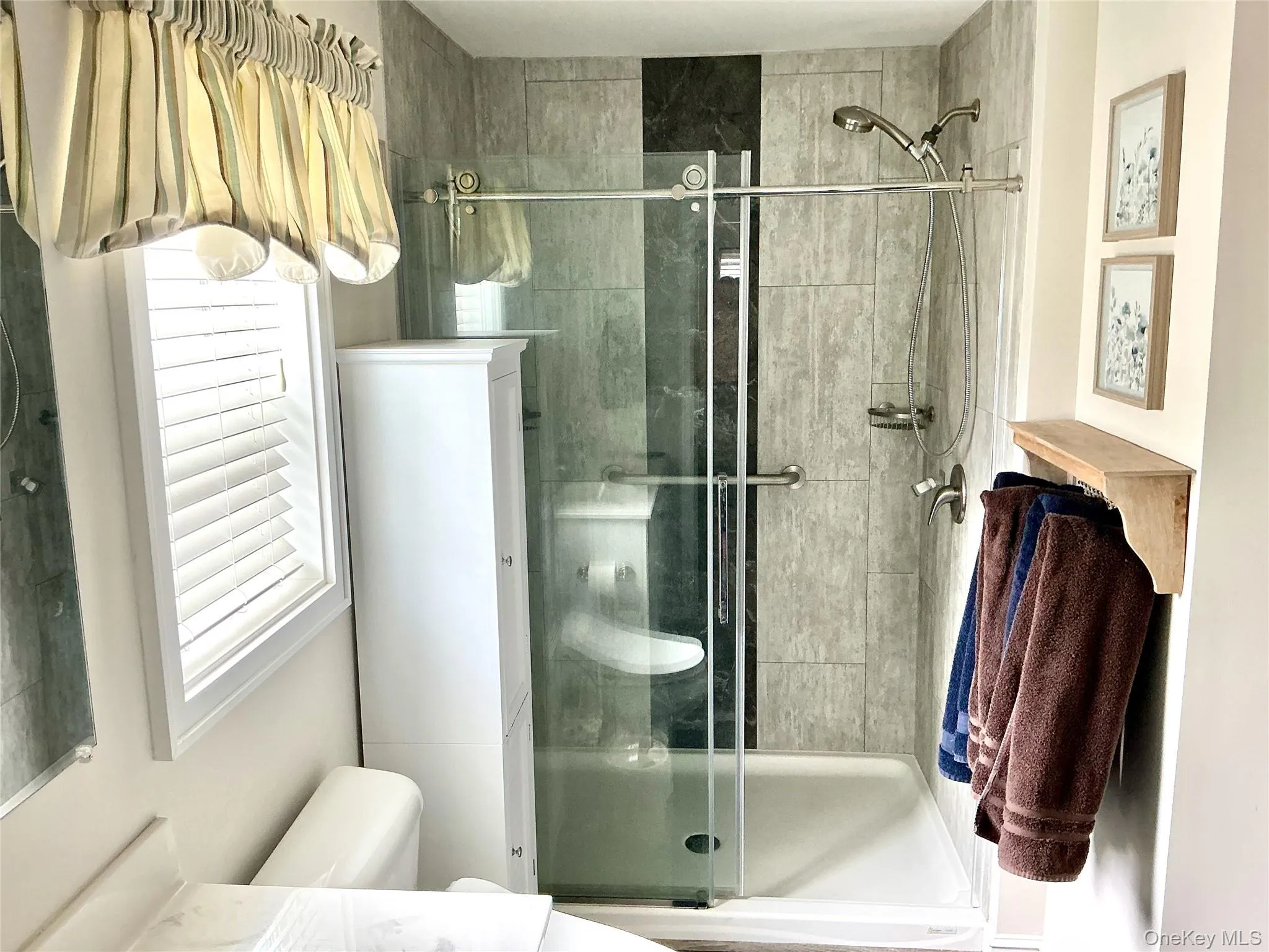 1661 Old Country Road, Riverhead, NY, 3 Bedrooms Bedrooms, 8 Rooms Rooms,2 BathroomsBathrooms,Residential,For Rent,Old Country,0,1033380 1661 Old Country Road, Riverhead, NY, 3 Bedrooms Bedrooms, 8 Rooms Rooms,2 BathroomsBathrooms,Residential,For Rent,Old Country,0,1033380