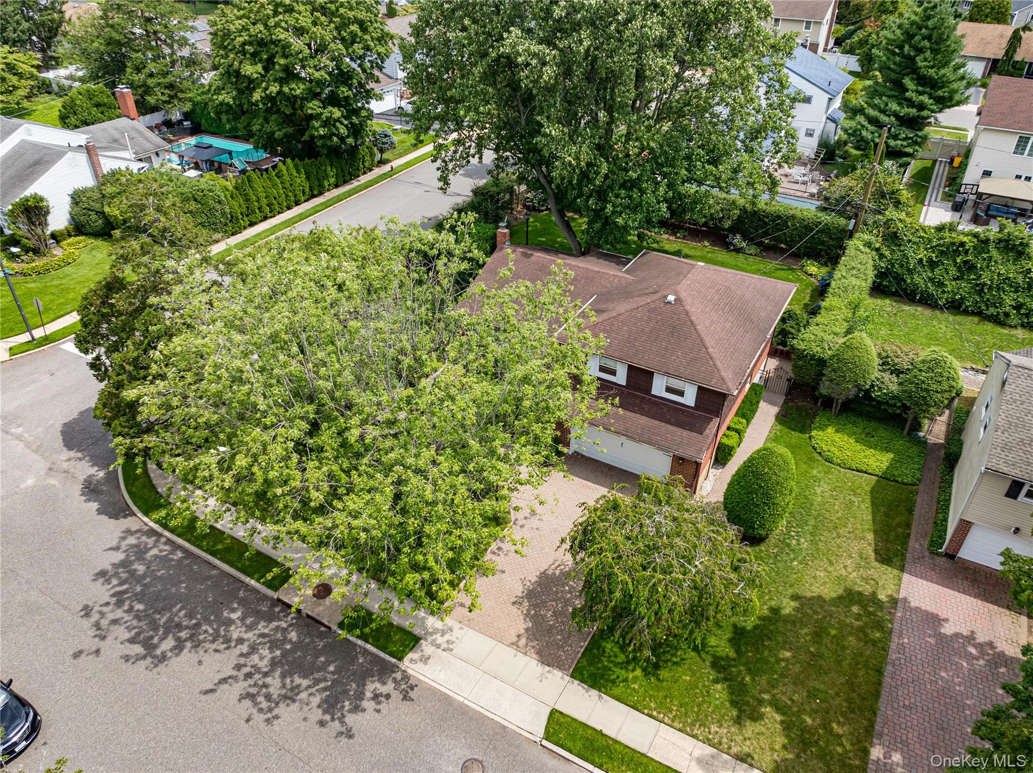 27 Ann Drive, Oyster Bay, NY, 3 Bedrooms Bedrooms, 11 Rooms Rooms,2 BathroomsBathrooms,Residential,For Rent,Ann,0,1033385 27 Ann Drive, Oyster Bay, NY, 3 Bedrooms Bedrooms, 11 Rooms Rooms,2 BathroomsBathrooms,Residential,For Rent,Ann,0,1033385