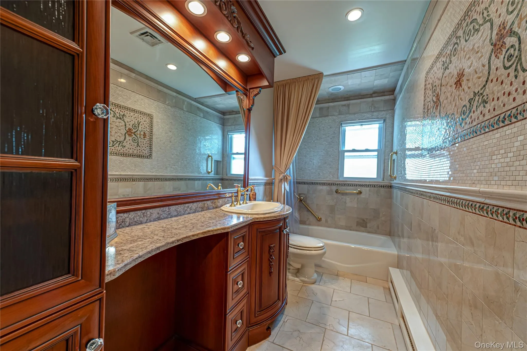 27 Ann Drive, Oyster Bay, NY, 3 Bedrooms Bedrooms, 11 Rooms Rooms,2 BathroomsBathrooms,Residential,For Rent,Ann,0,1033385 27 Ann Drive, Oyster Bay, NY, 3 Bedrooms Bedrooms, 11 Rooms Rooms,2 BathroomsBathrooms,Residential,For Rent,Ann,0,1033385